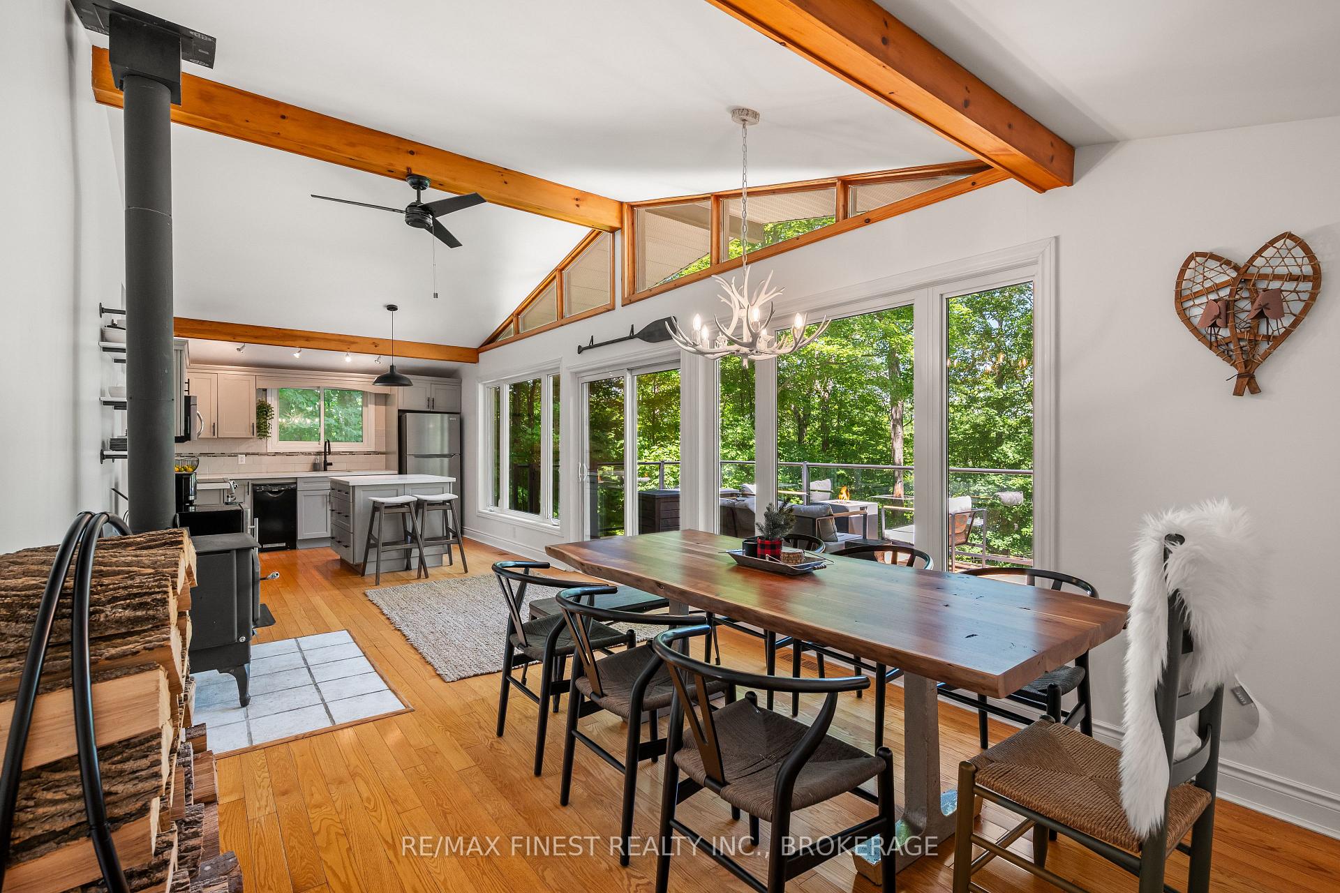 Photo 9 of 32 Oakwood Lane, Frontenac, Frontenac South — HOMEH