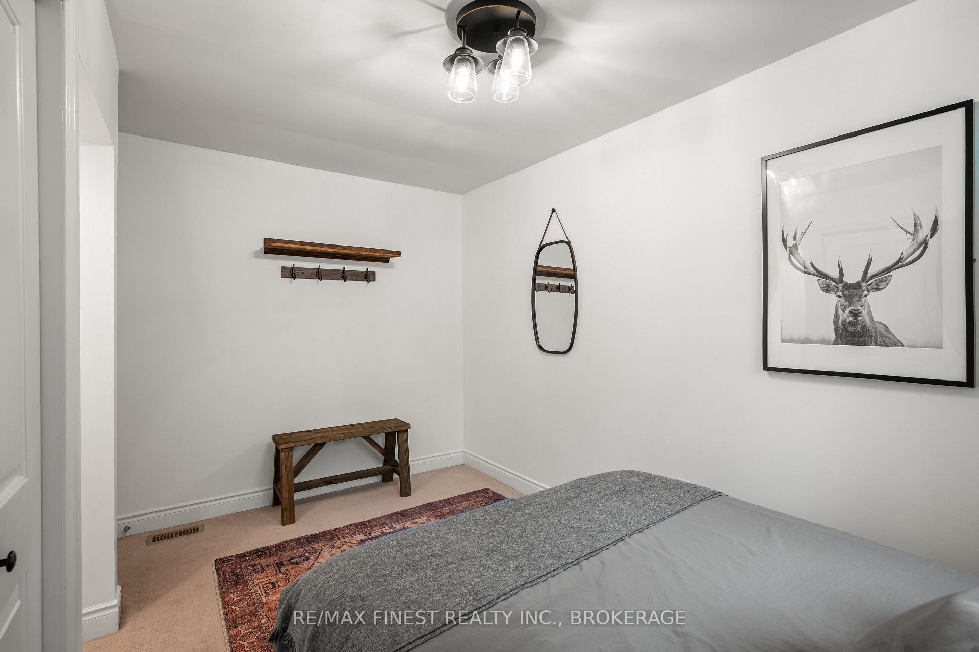 Photo 18 of 32 Oakwood Lane, Frontenac, Frontenac South — HOMEH