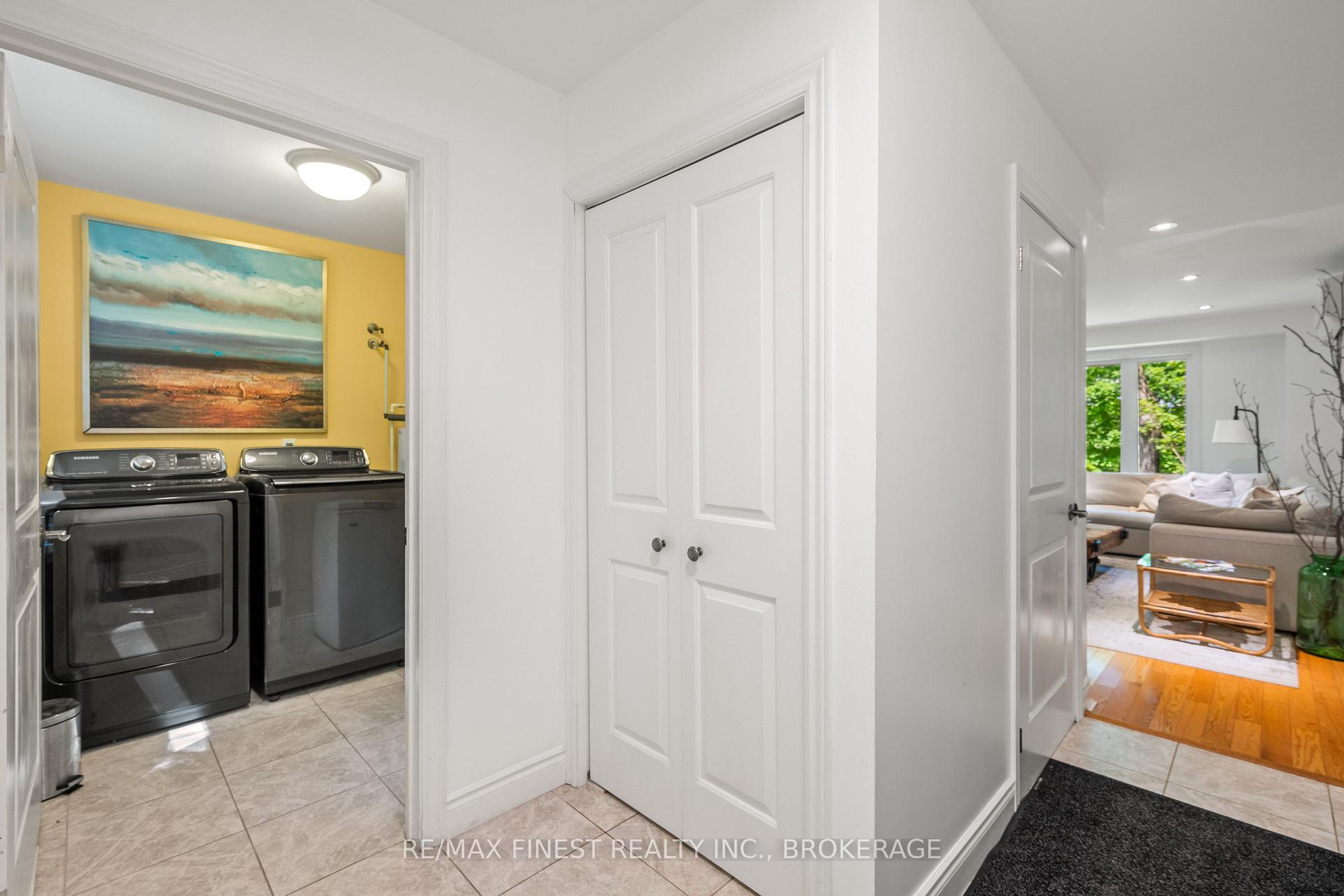 Photo 31 of 32 Oakwood Lane, Frontenac, Frontenac South — HOMEH