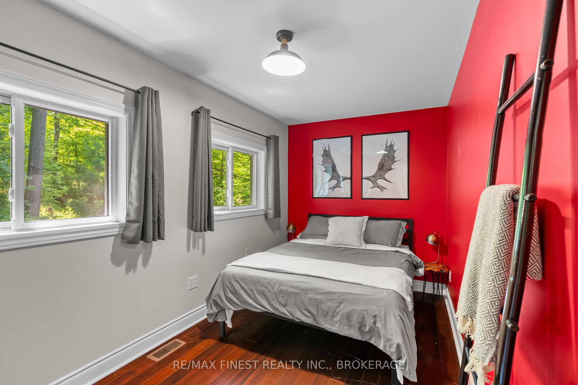 Photo 22 of 32 Oakwood Lane, Frontenac, Frontenac South — HOMEH