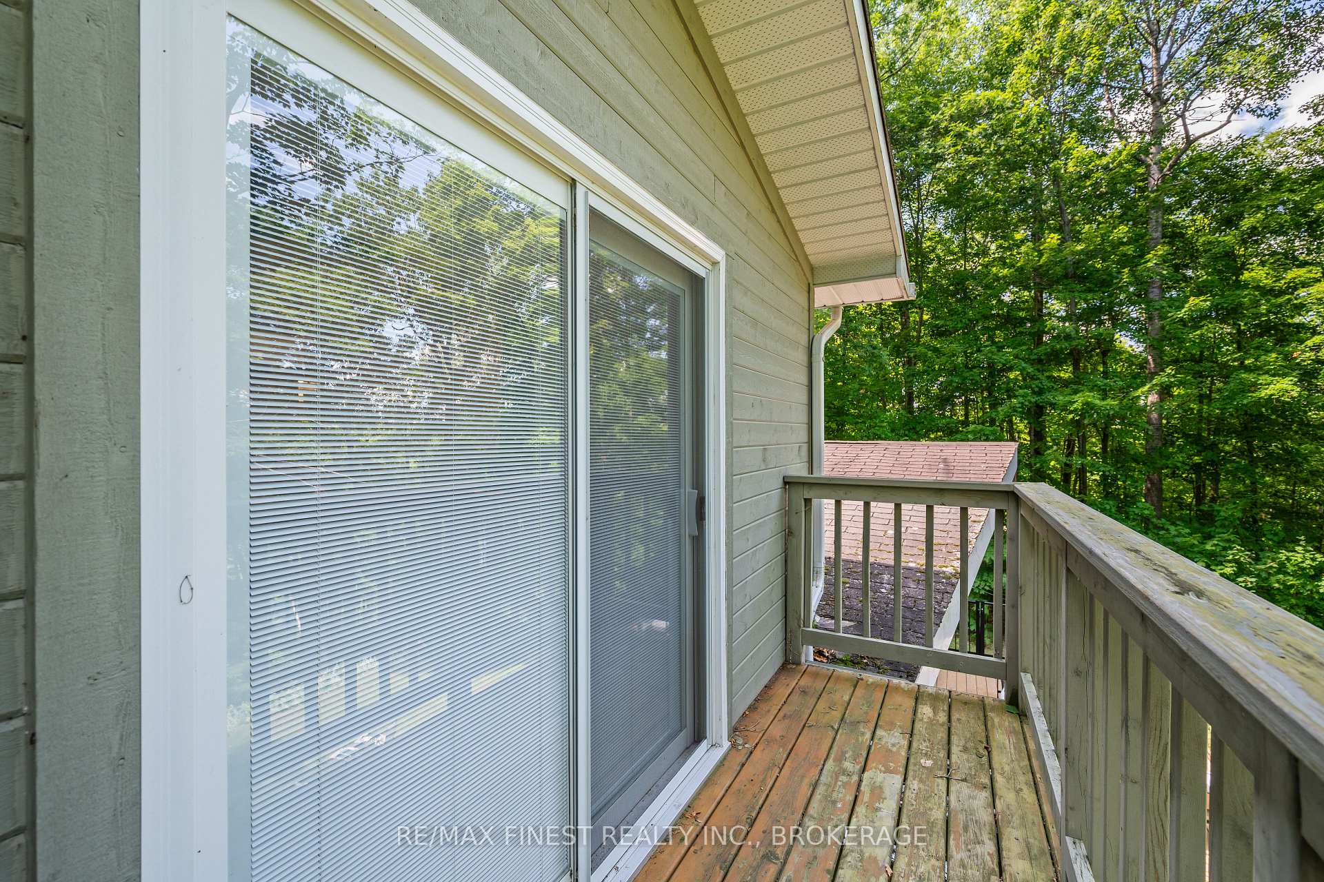 Photo 47 of 32 Oakwood Lane, Frontenac, Frontenac South — HOMEH