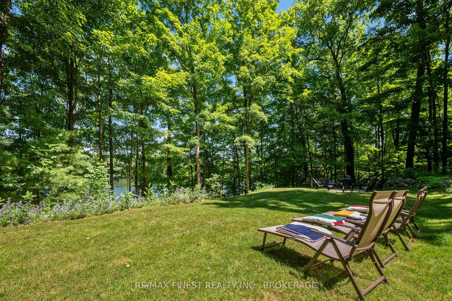 Photo 37 of 32 Oakwood Lane, Frontenac, Frontenac South — HOMEH