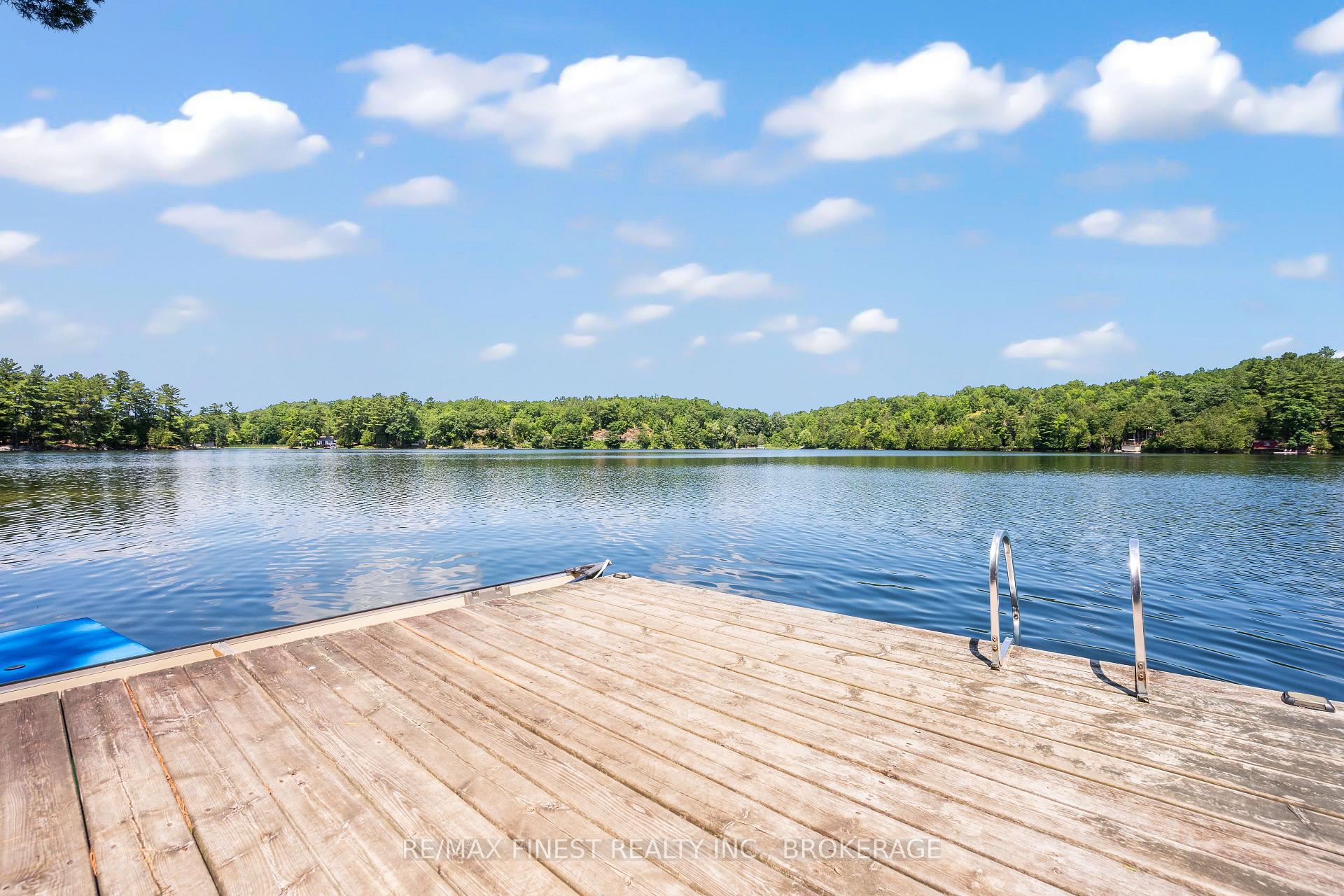 Photo 38 of 32 Oakwood Lane, Frontenac, Frontenac South — HOMEH