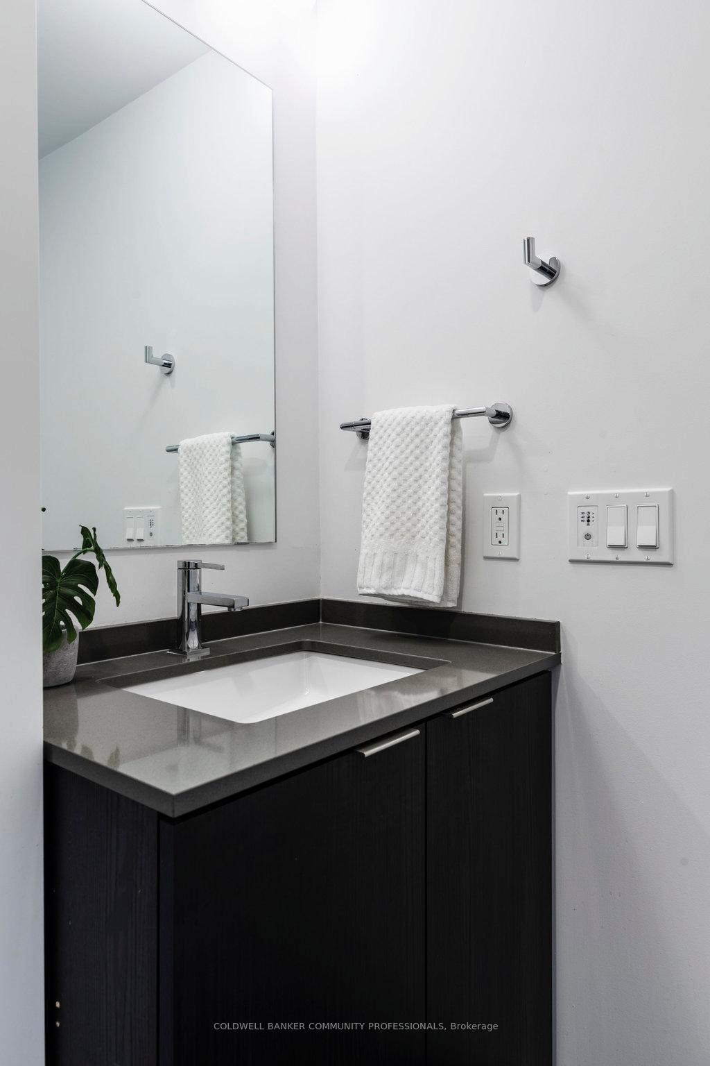 Photo 11 of Unit 727, 1 Jarvis Street, Hamilton, Beasley — HOMEH