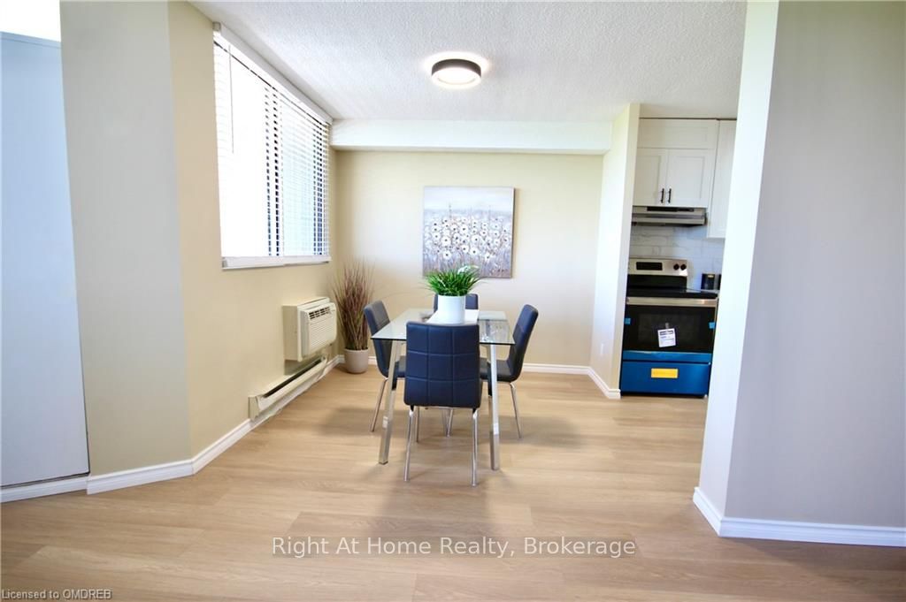 Photo 21 of Unit 901, 81 Millside Drive, Milton, Old Milton — HOMEH