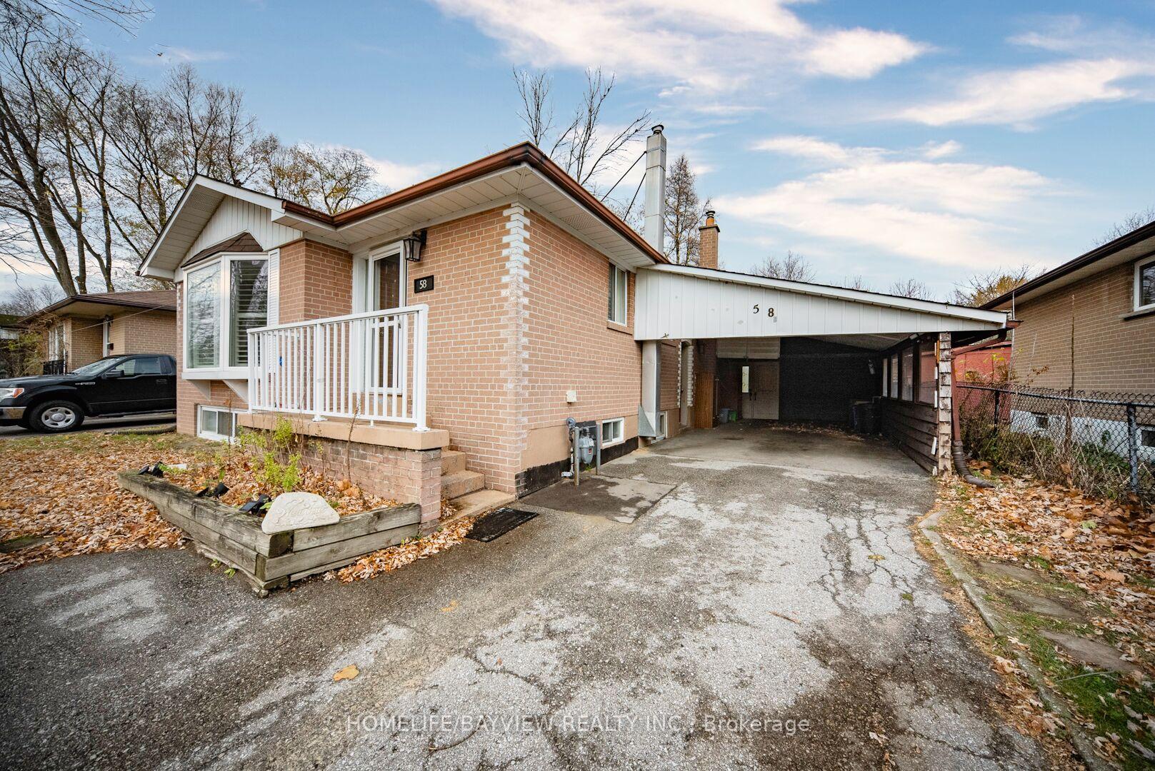 Photo 2 of 58 Collins Crescent, Aurora, Aurora Heights — HOMEH