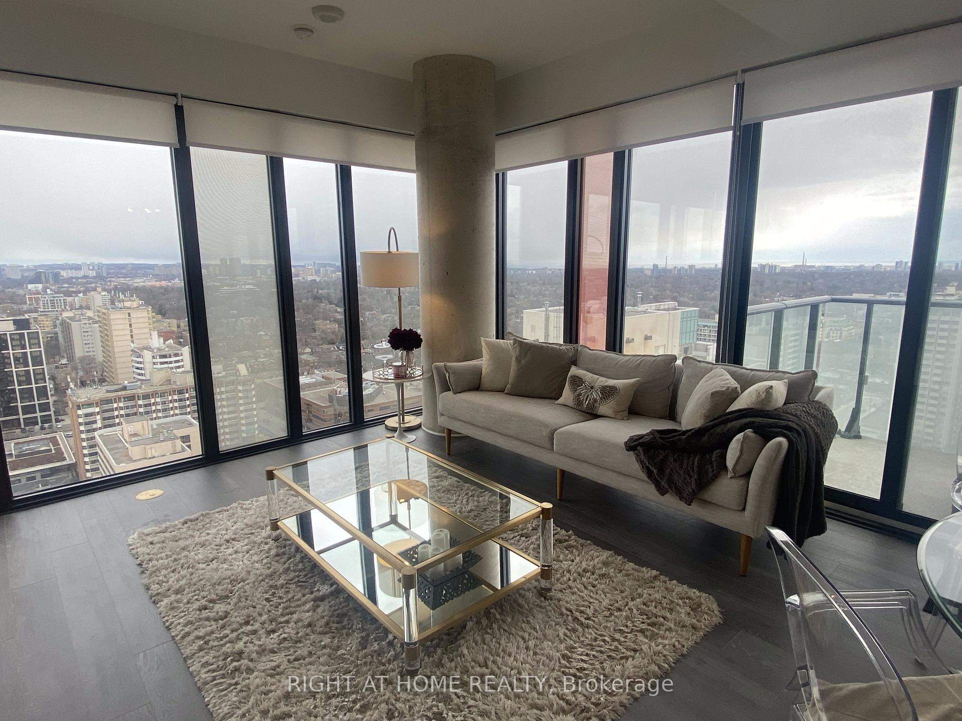 Photo 6 of Unit 2309, 185 Roehampton Avenue, Toronto, Mount Pleasant West — HOMEH