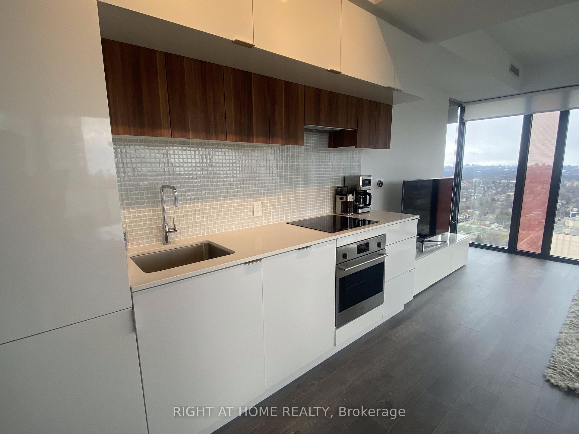 Photo 9 of Unit 2309, 185 Roehampton Avenue, Toronto, Mount Pleasant West — HOMEH