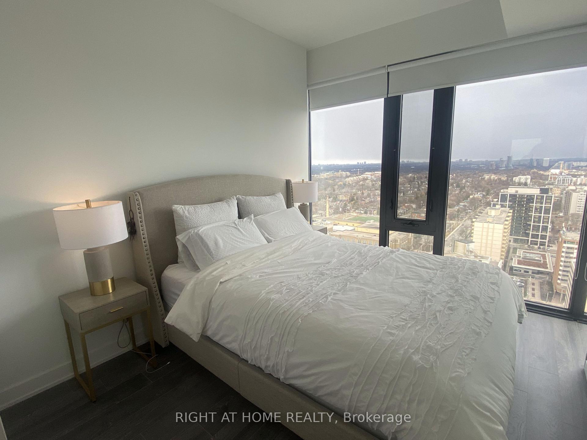 Photo 11 of Unit 2309, 185 Roehampton Avenue, Toronto, Mount Pleasant West — HOMEH