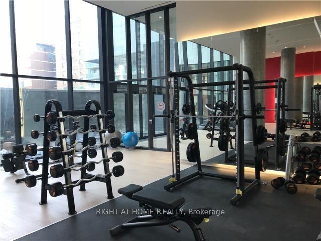 Photo 15 of Unit 2309, 185 Roehampton Avenue, Toronto, Mount Pleasant West — HOMEH