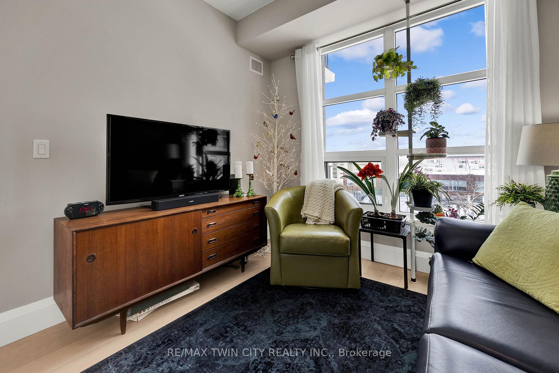 Photo 15 of Unit 609, 144 Park Street, Waterloo — HOMEH