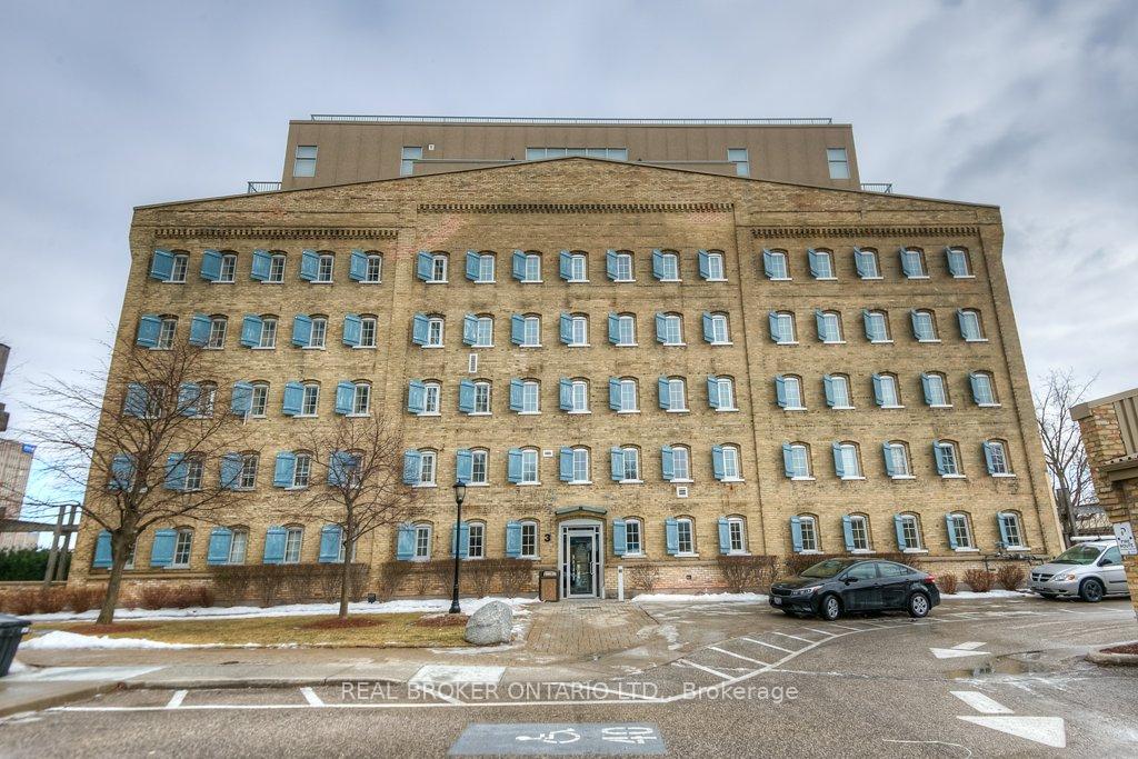 Photo 8 of Unit 202, 3 Father David Bauer Drive, Waterloo — HOMEH