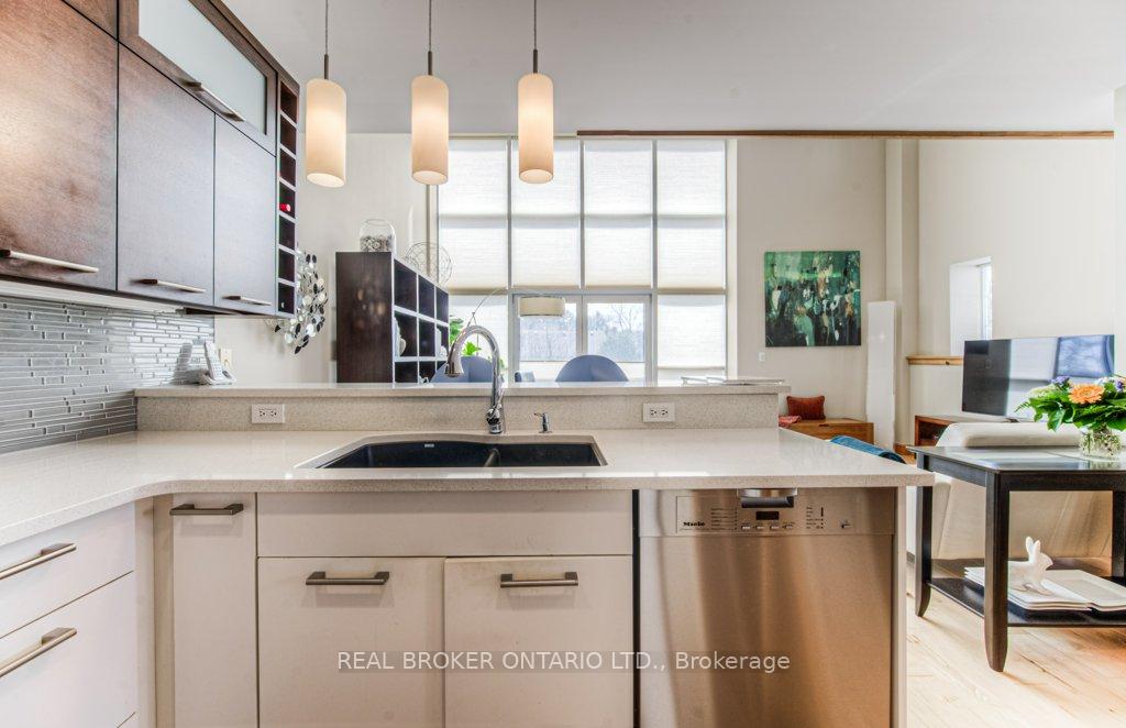 Photo 25 of Unit 202, 3 Father David Bauer Drive, Waterloo — HOMEH