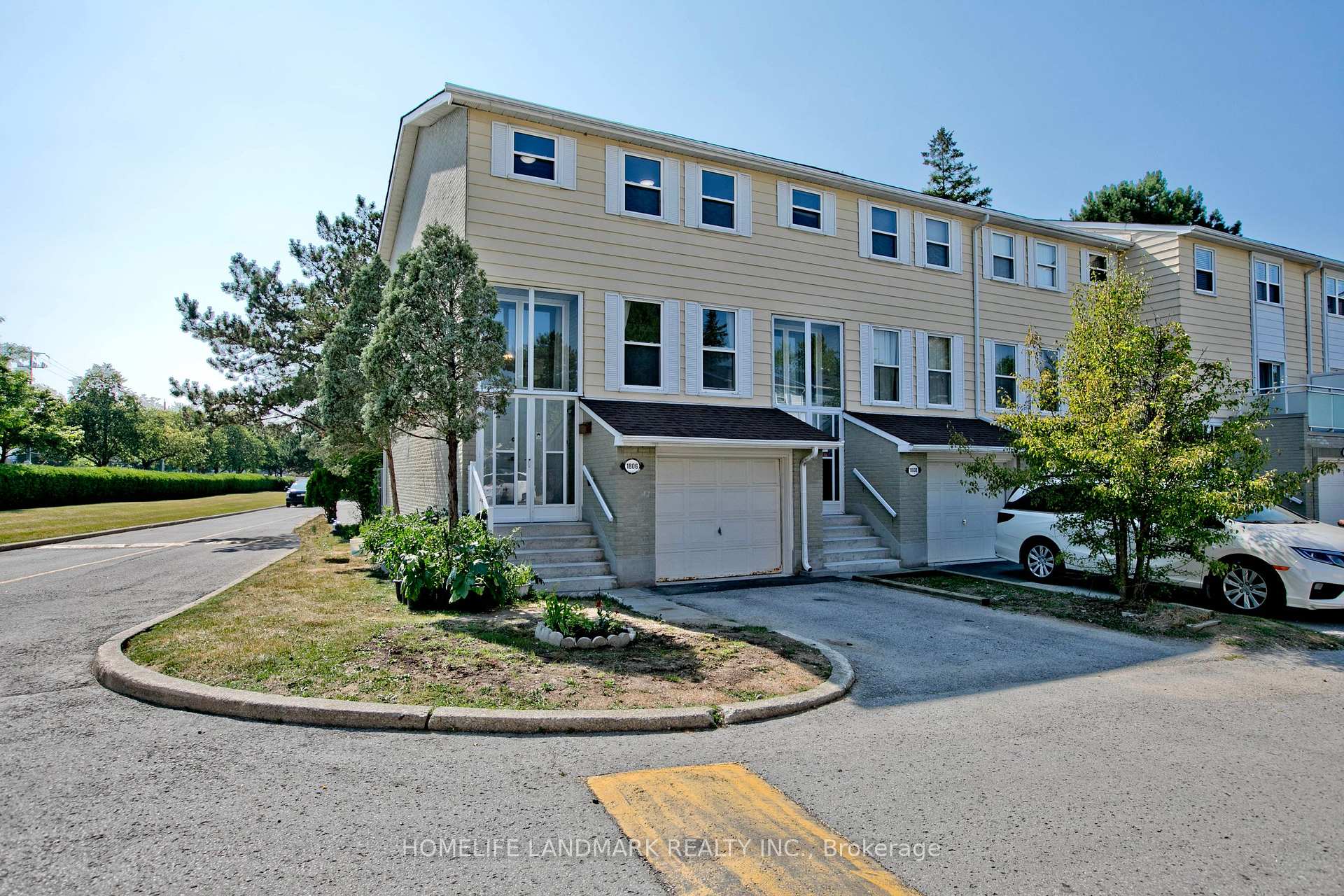 Photo 1 of 1806 John Street, Markham, Bayview Fairway-Bayview Country Club Estates — HOMEH