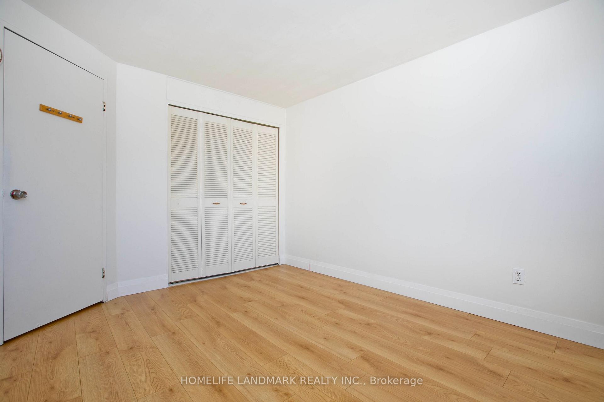 Photo 17 of 1806 John Street, Markham, Bayview Fairway-Bayview Country Club Estates — HOMEH
