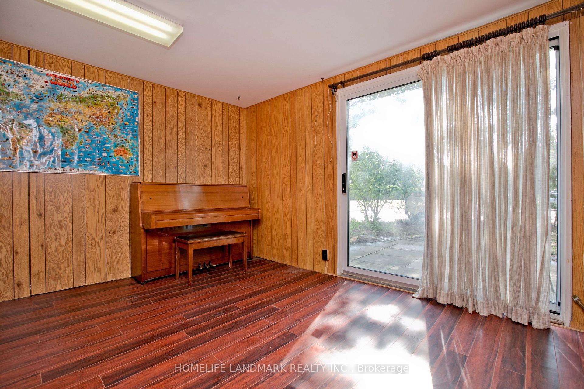 Photo 20 of 1806 John Street, Markham, Bayview Fairway-Bayview Country Club Estates — HOMEH