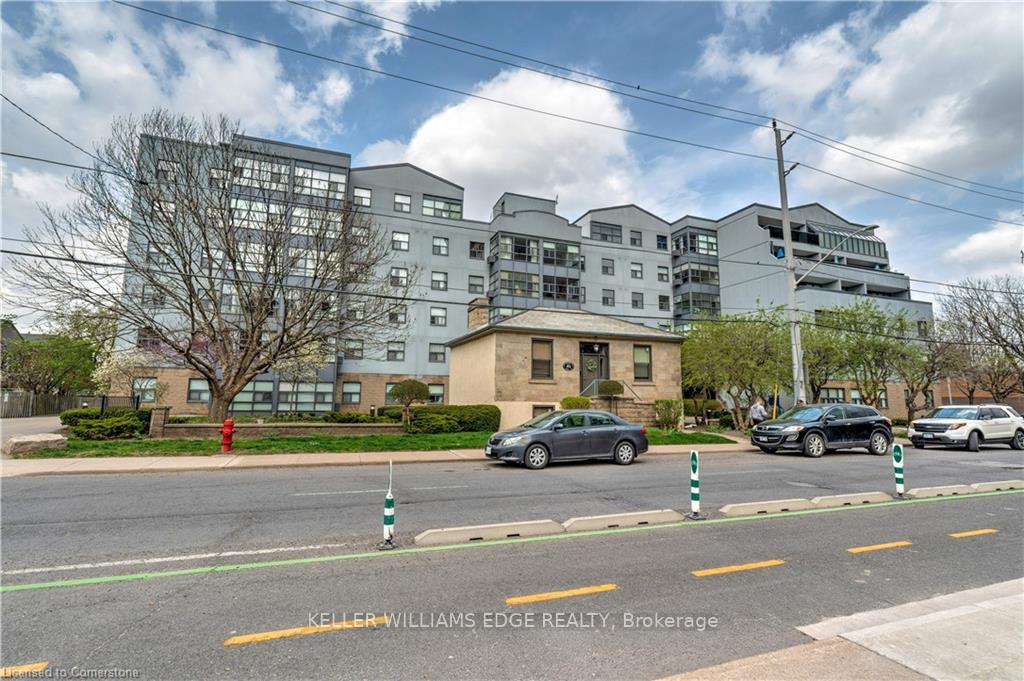 Photo 3 of Unit 409, 175 Hunter Street E, Hamilton, Corktown — HOMEH
