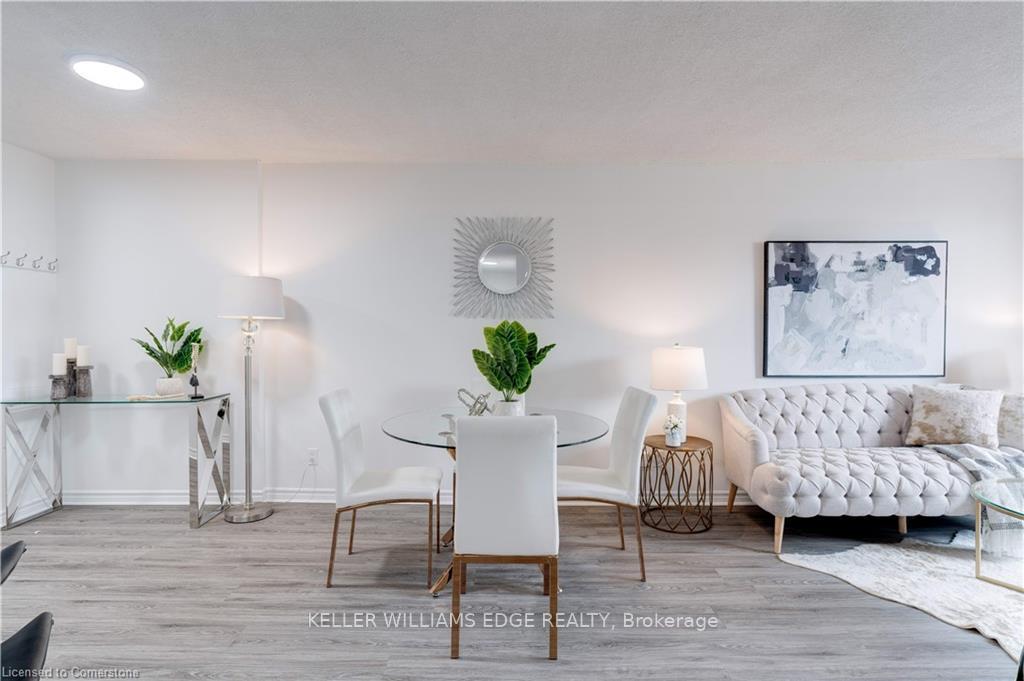 Photo 10 of Unit 409, 175 Hunter Street E, Hamilton, Corktown — HOMEH