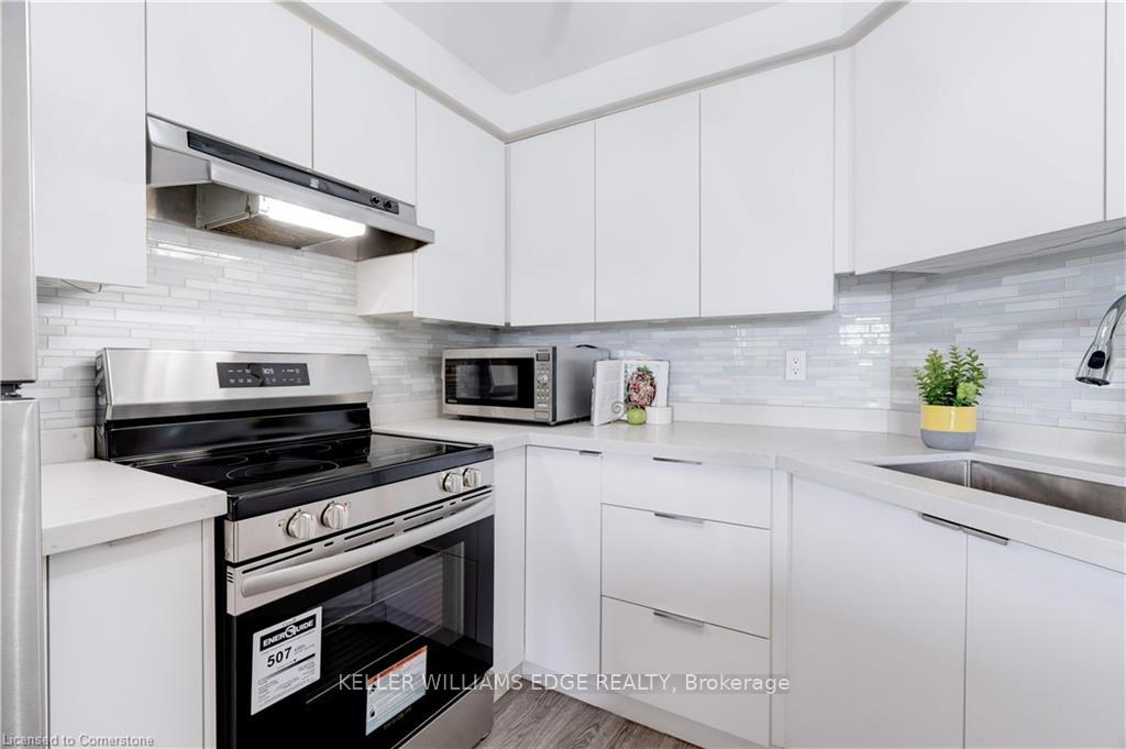 Photo 20 of Unit 409, 175 Hunter Street E, Hamilton, Corktown — HOMEH