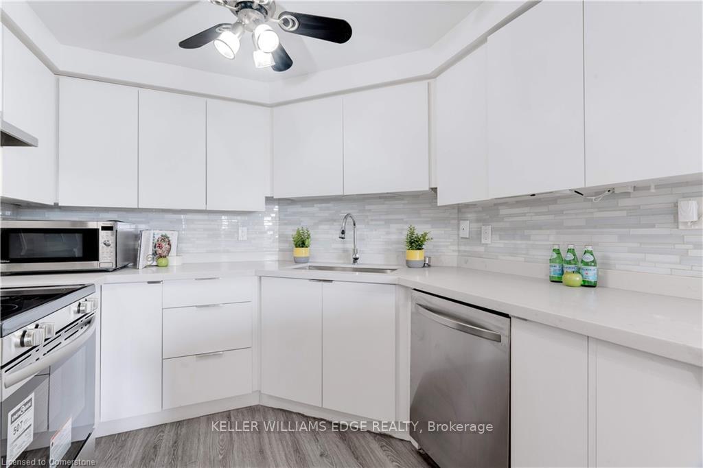 Photo 21 of Unit 409, 175 Hunter Street E, Hamilton, Corktown — HOMEH