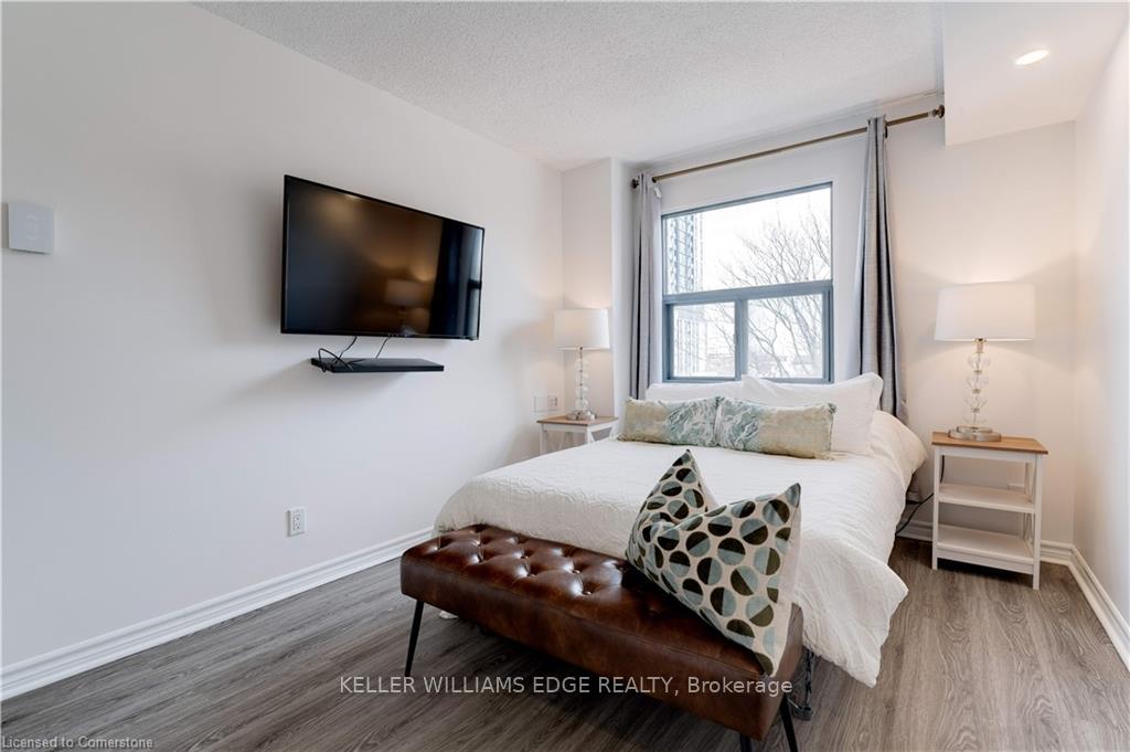 Photo 25 of Unit 409, 175 Hunter Street E, Hamilton, Corktown — HOMEH