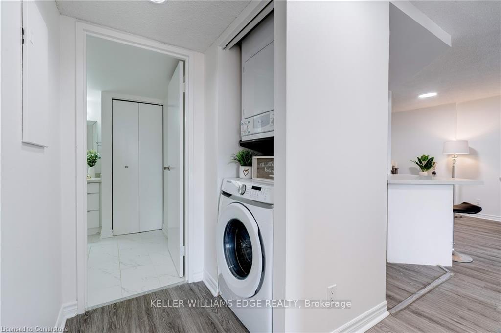 Photo 31 of Unit 409, 175 Hunter Street E, Hamilton, Corktown — HOMEH