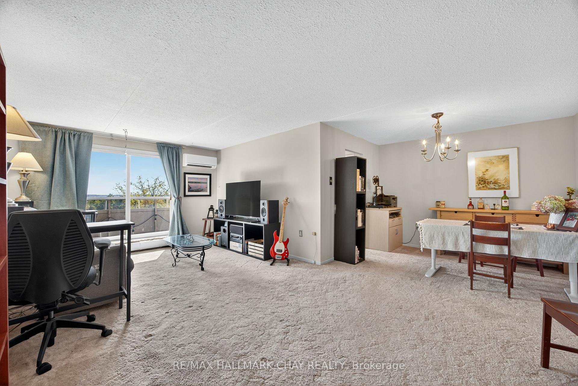 Photo 4 of Unit 705, 414 Blake Street, Barrie, Codrington — HOMEH