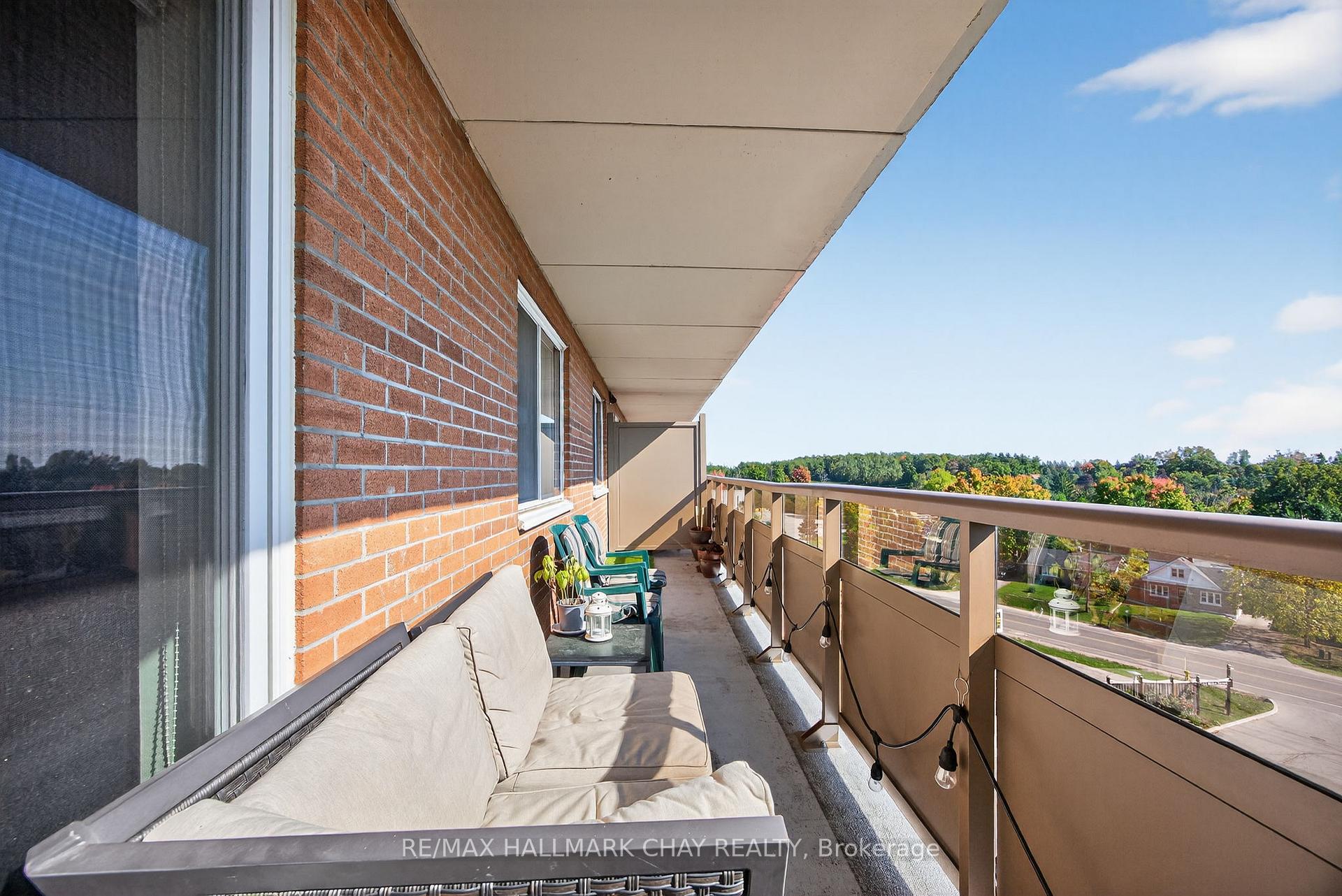 Photo 11 of Unit 705, 414 Blake Street, Barrie, Codrington — HOMEH