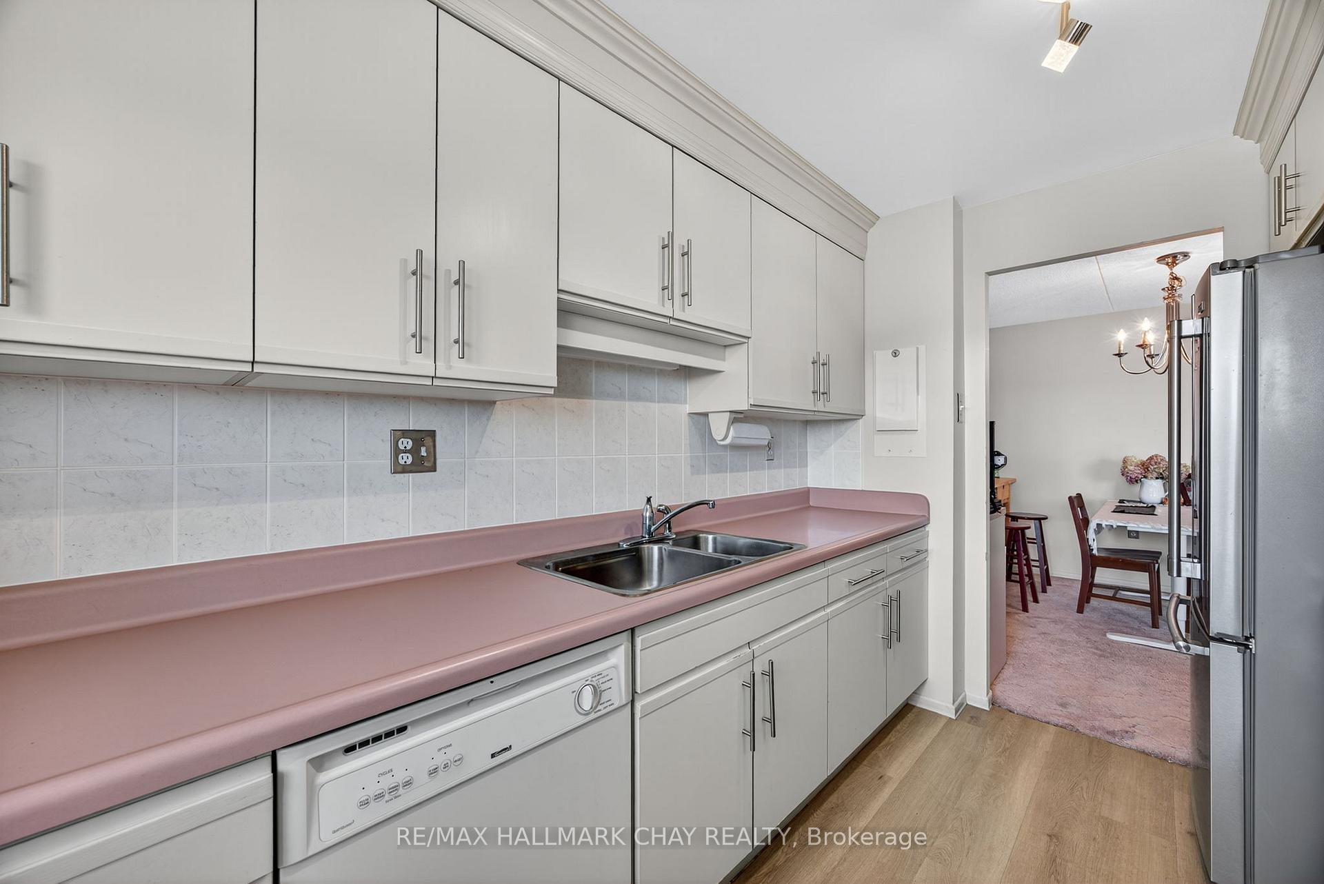 Photo 24 of Unit 705, 414 Blake Street, Barrie, Codrington — HOMEH