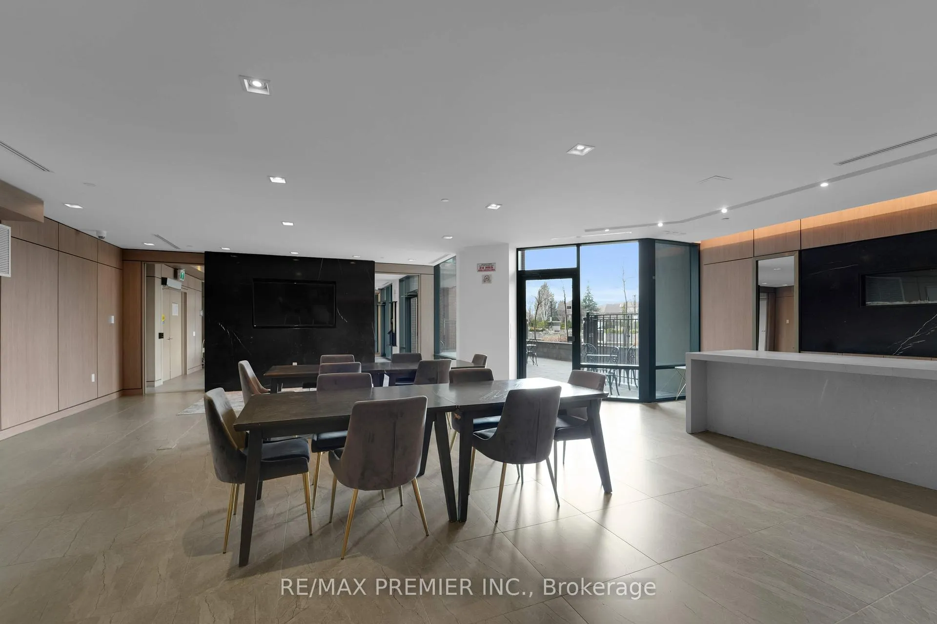 Photo 25 of Unit 426, 4800 Highway 7, Vaughan, East Woodbridge — HOMEH