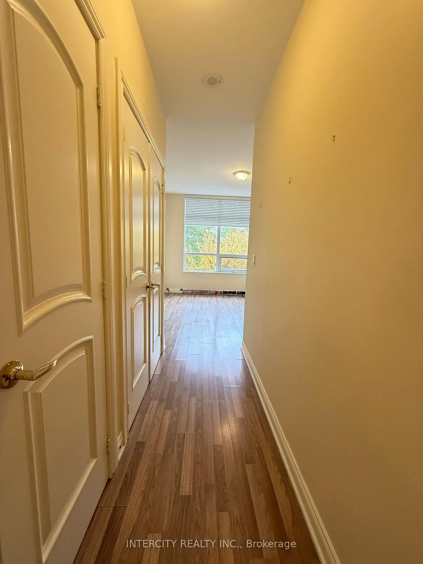 Photo 9 of Unit 212, 9225 Jane Street, Vaughan, Maple — HOMEH