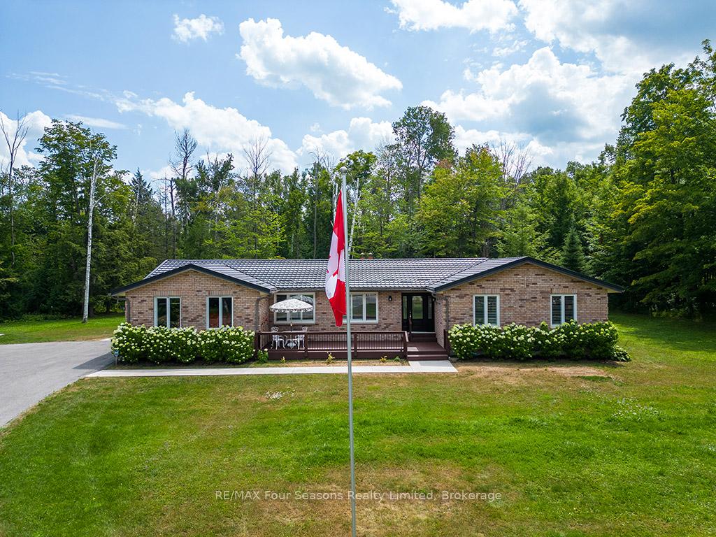 Photo 3 of 5259 Sunnidale Concession 5 Road, Clearview, New Lowell — HOMEH