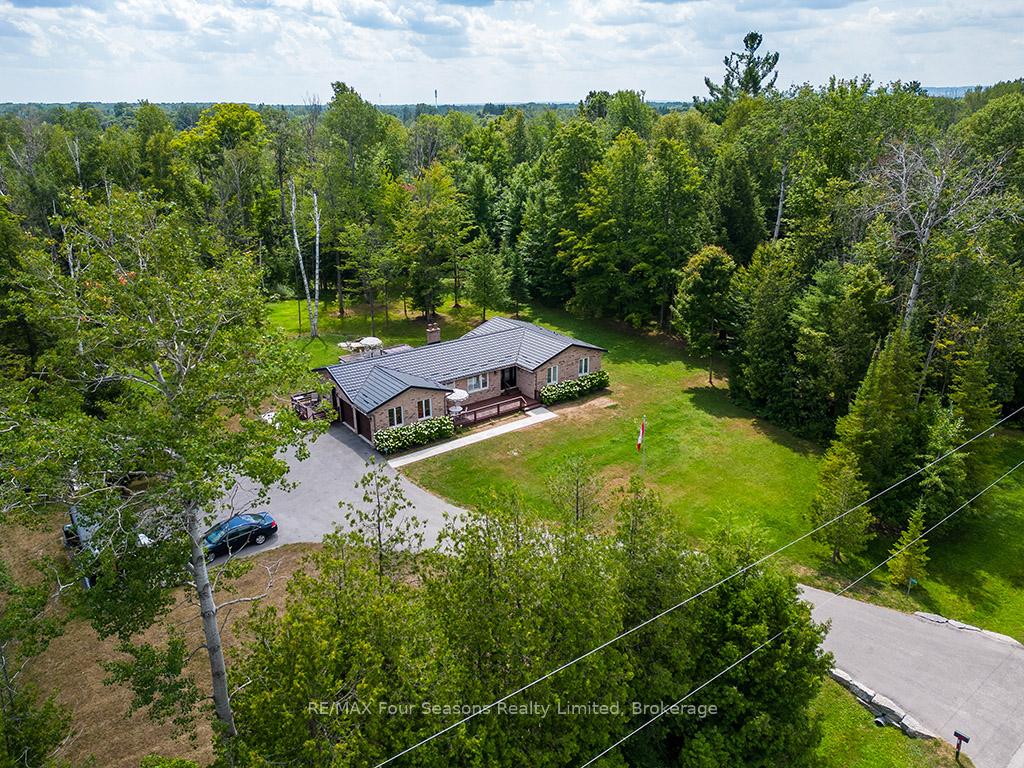 Photo 4 of 5259 Sunnidale Concession 5 Road, Clearview, New Lowell — HOMEH