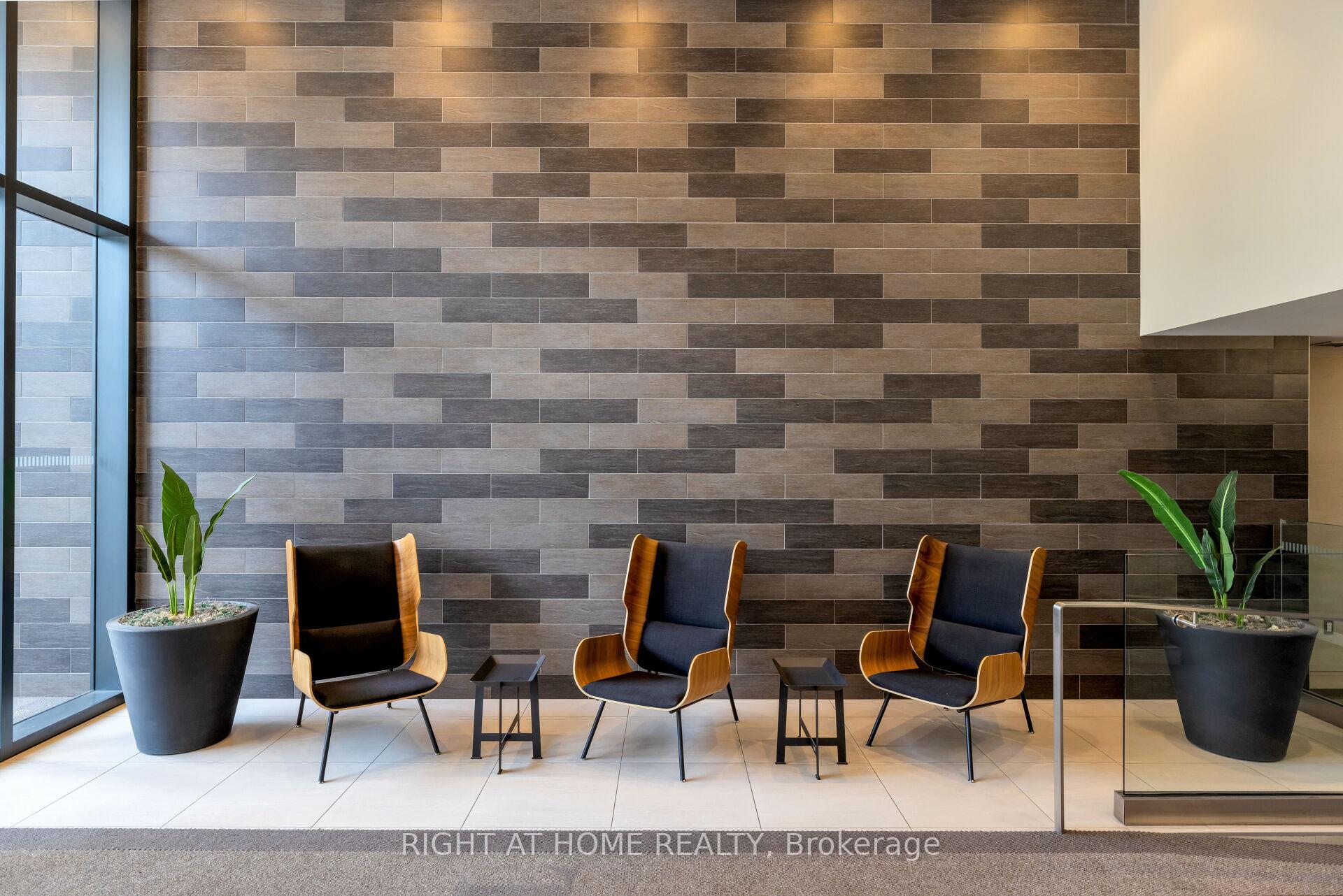 Photo 5 of Unit 307, 1238 Dundas Street E, Toronto, South Riverdale — HOMEH
