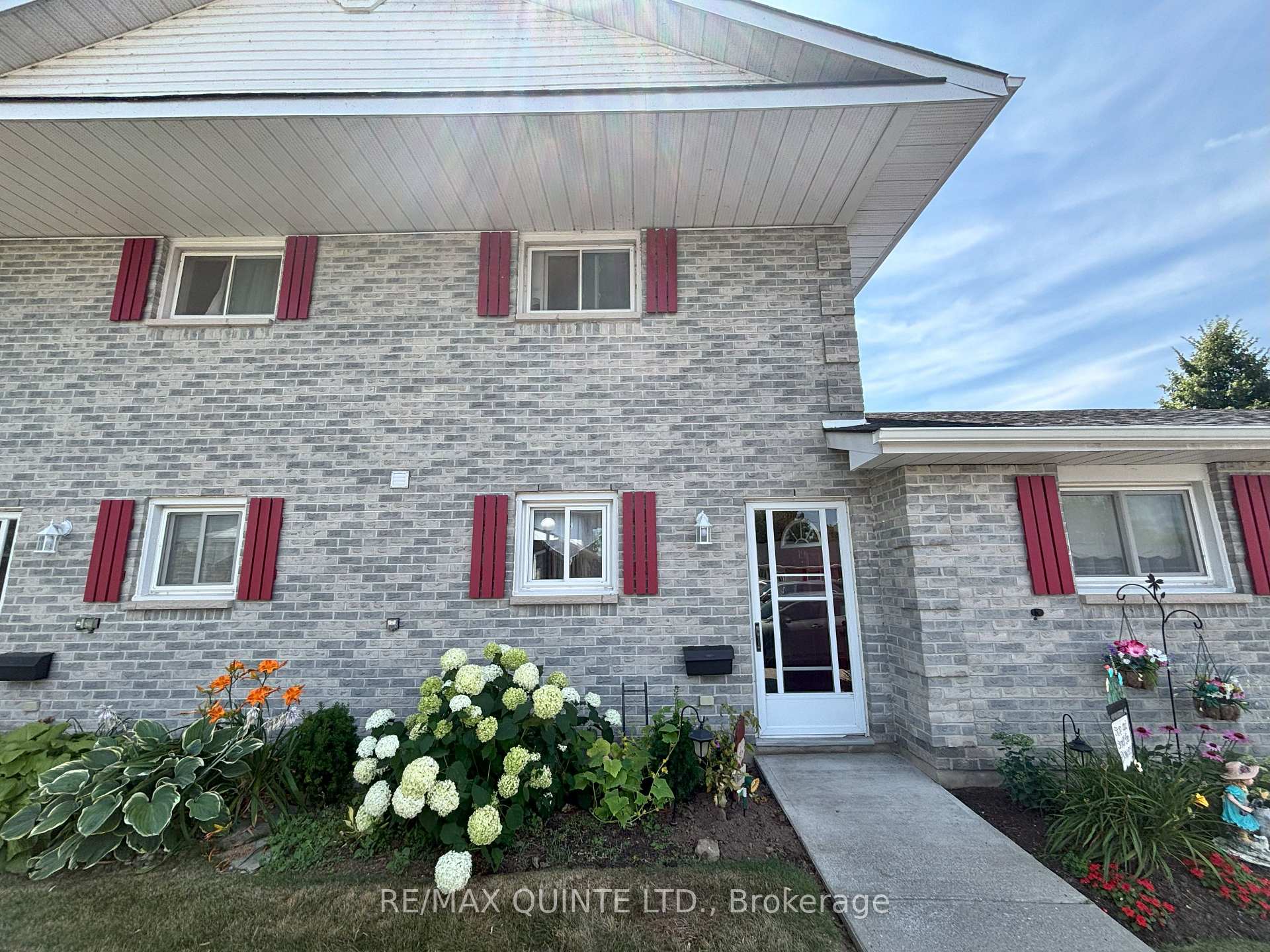 Photo 1 of Unit 19, 73 Lywood Street, Belleville, Thurlow Ward — HOMEH