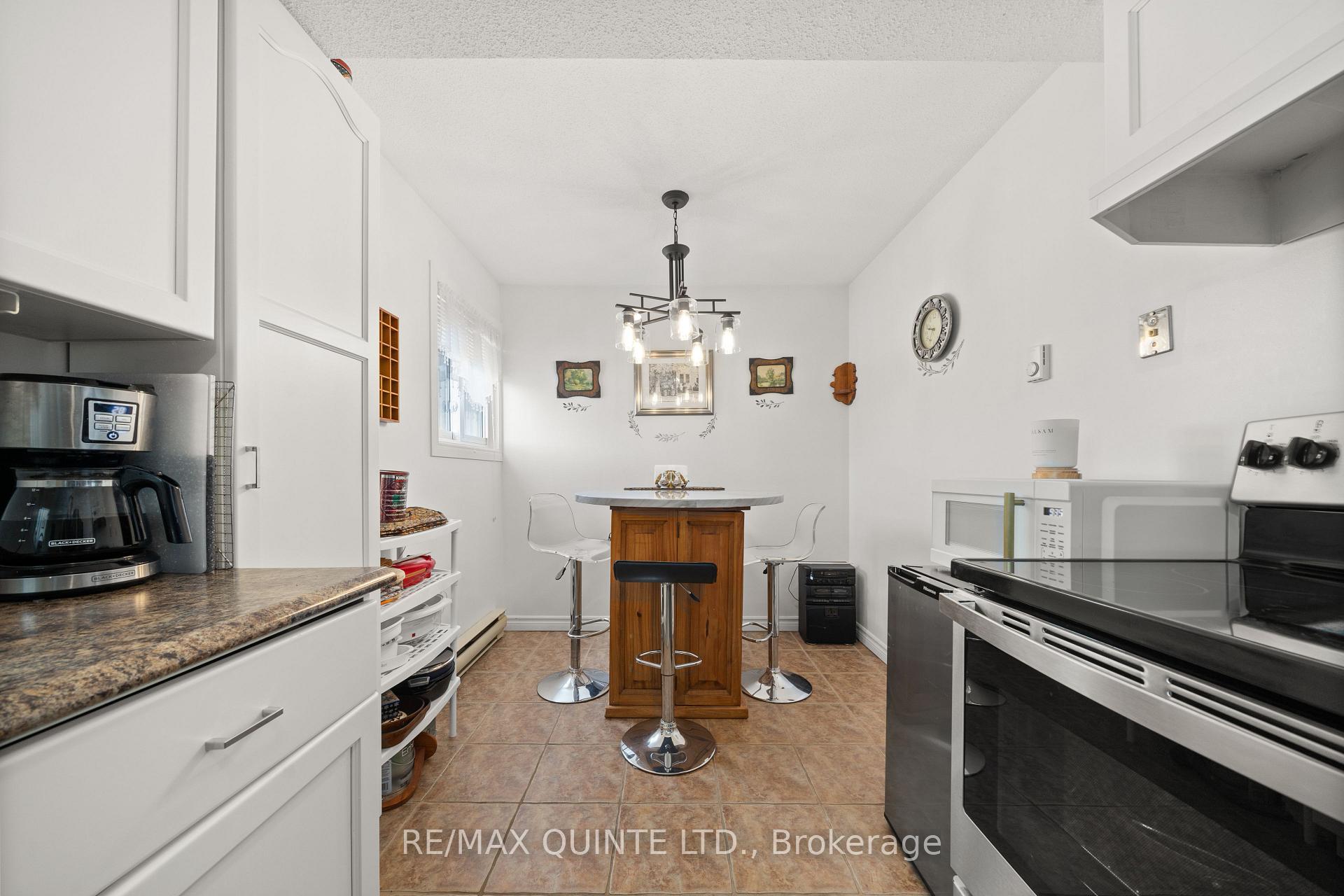 Photo 7 of Unit 19, 73 Lywood Street, Belleville, Thurlow Ward — HOMEH