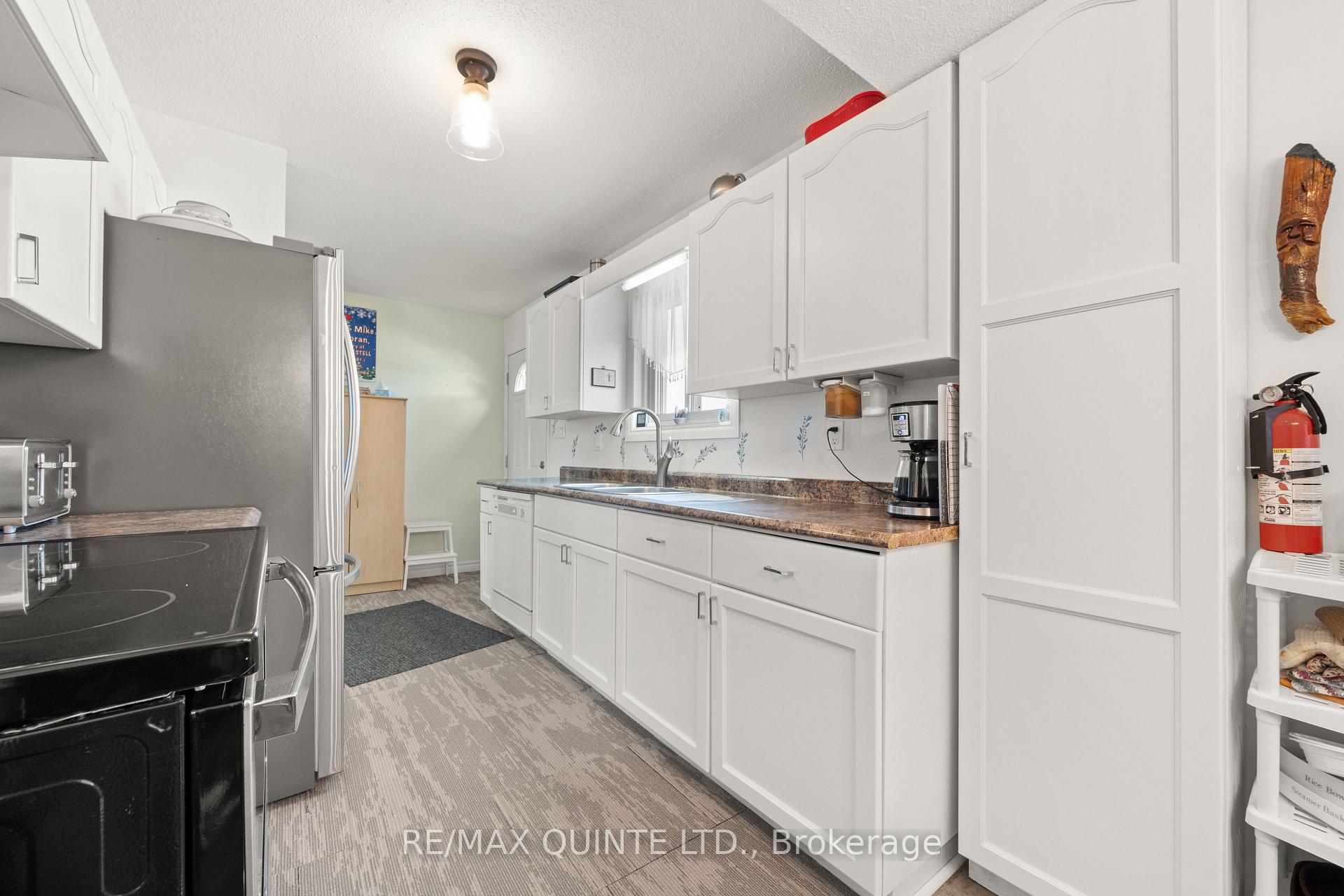 Photo 9 of Unit 19, 73 Lywood Street, Belleville, Thurlow Ward — HOMEH