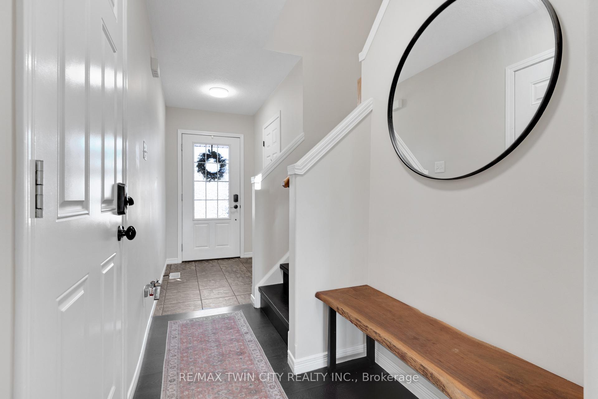 Photo 7 of Unit H32, 6 Upper Mercer Street, Kitchener — HOMEH