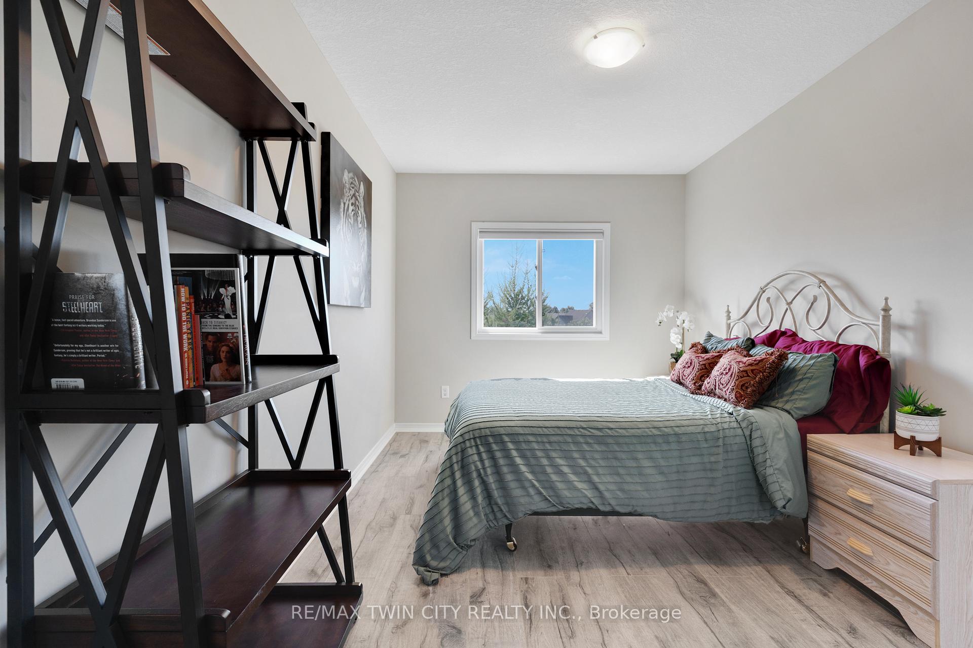 Photo 22 of Unit H32, 6 Upper Mercer Street, Kitchener — HOMEH