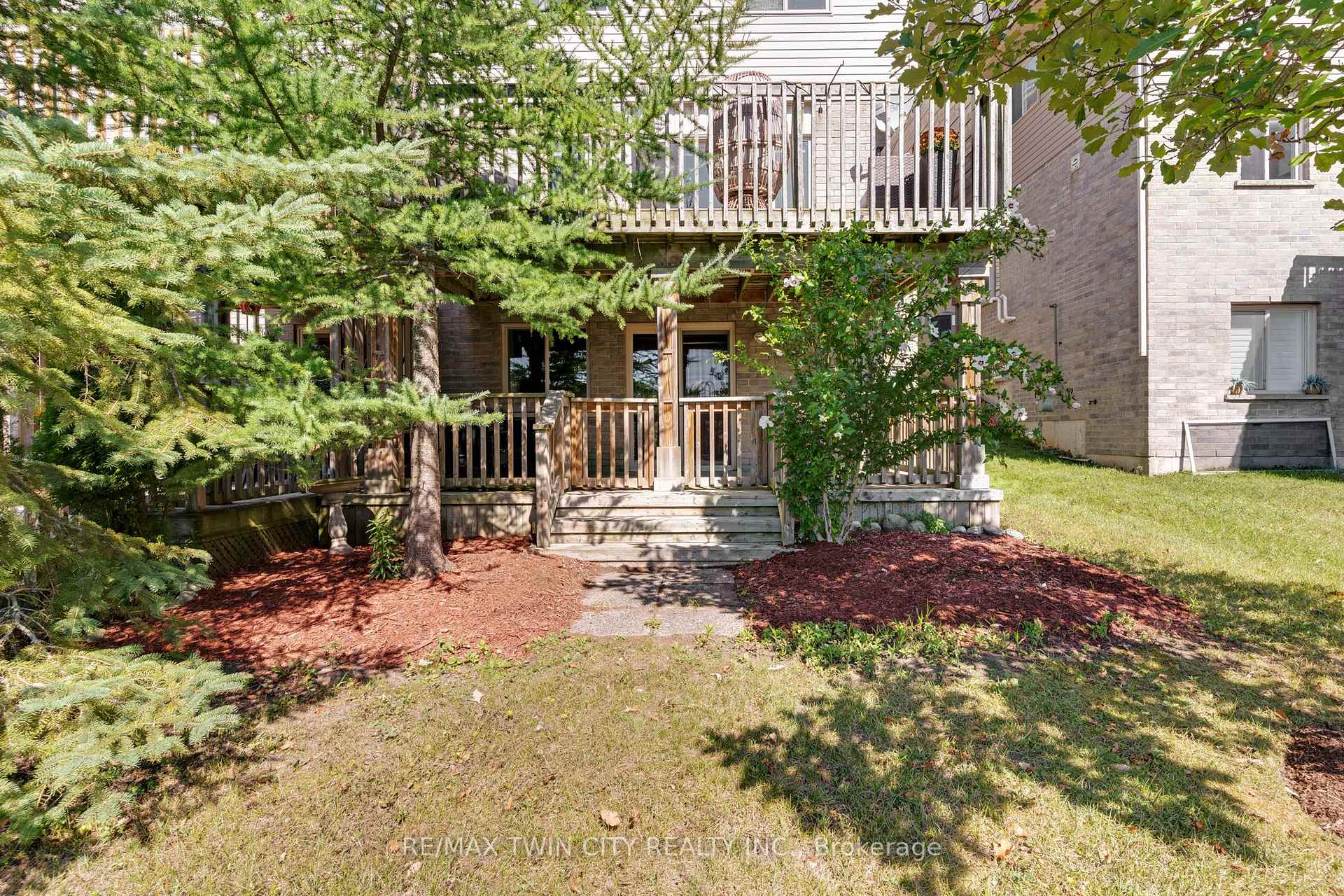 Photo 36 of Unit H32, 6 Upper Mercer Street, Kitchener — HOMEH