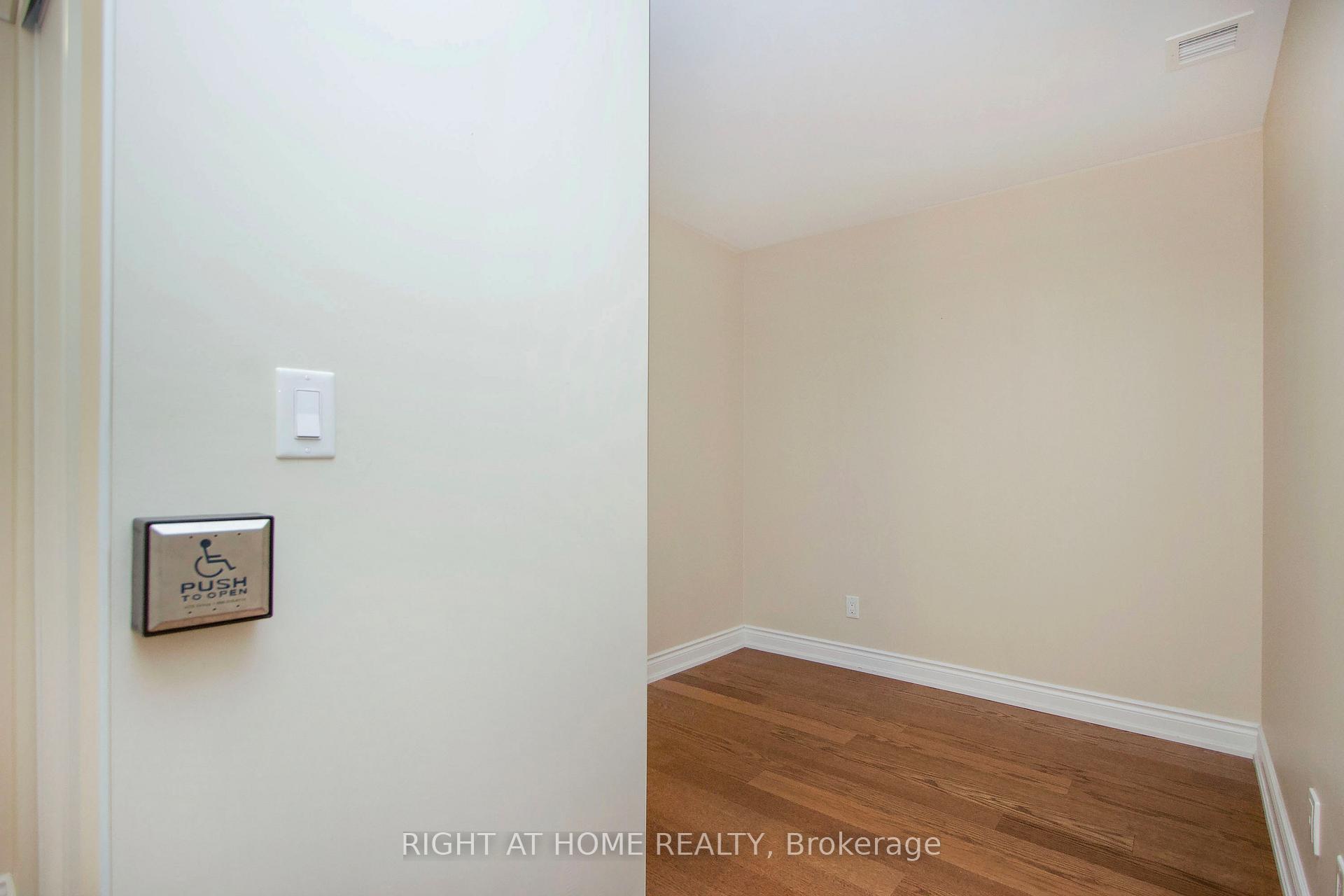 Photo 21 of Unit 405, 21 Brookhouse Drive, Clarington, Newcastle — HOMEH