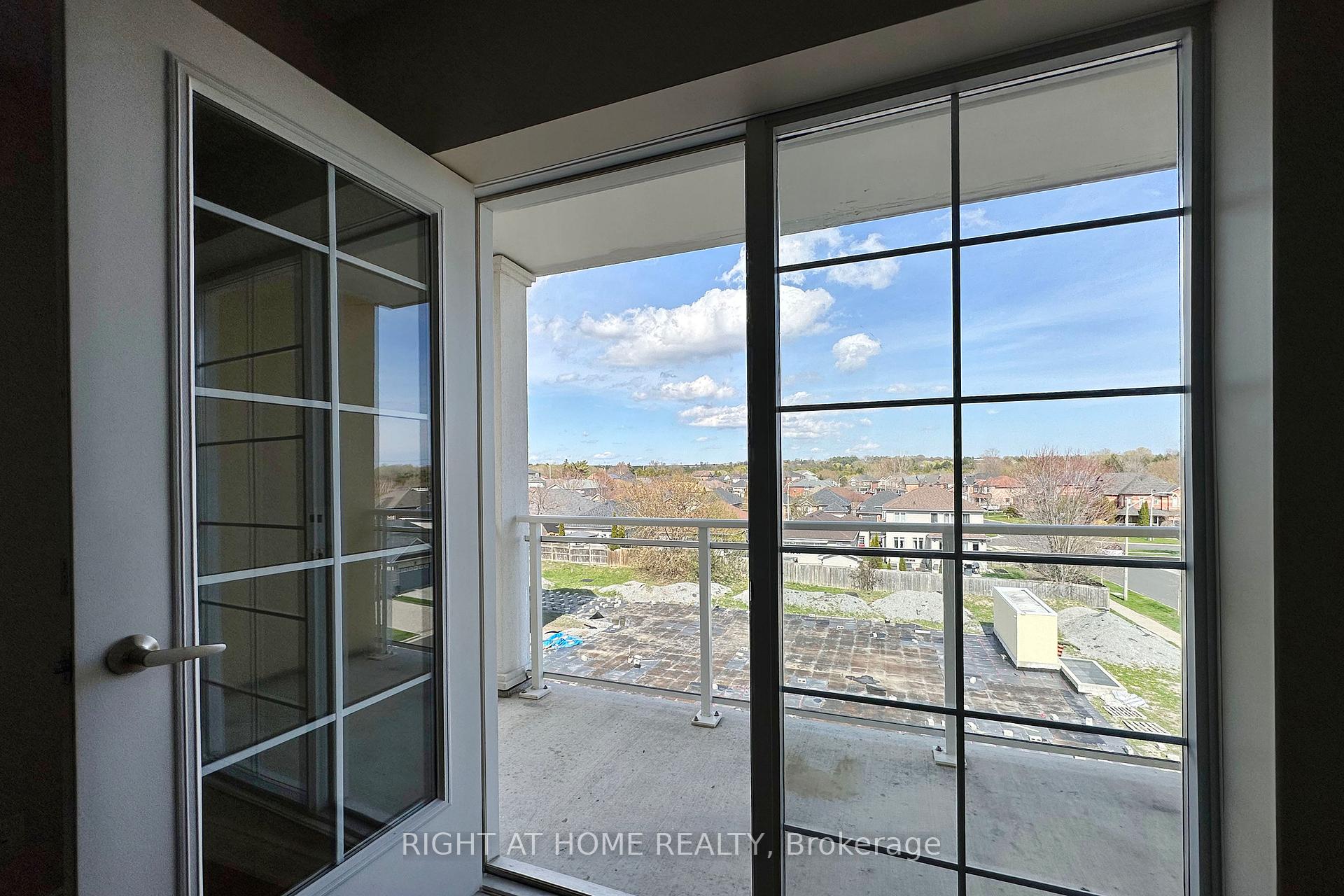 Photo 23 of Unit 405, 21 Brookhouse Drive, Clarington, Newcastle — HOMEH
