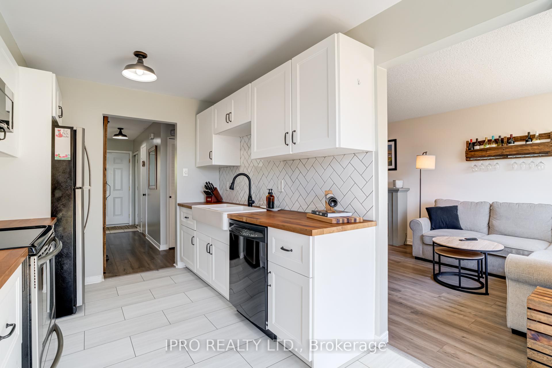Photo 27 of Unit 53, 16 Hadati Road, Guelph, Grange Road — HOMEH