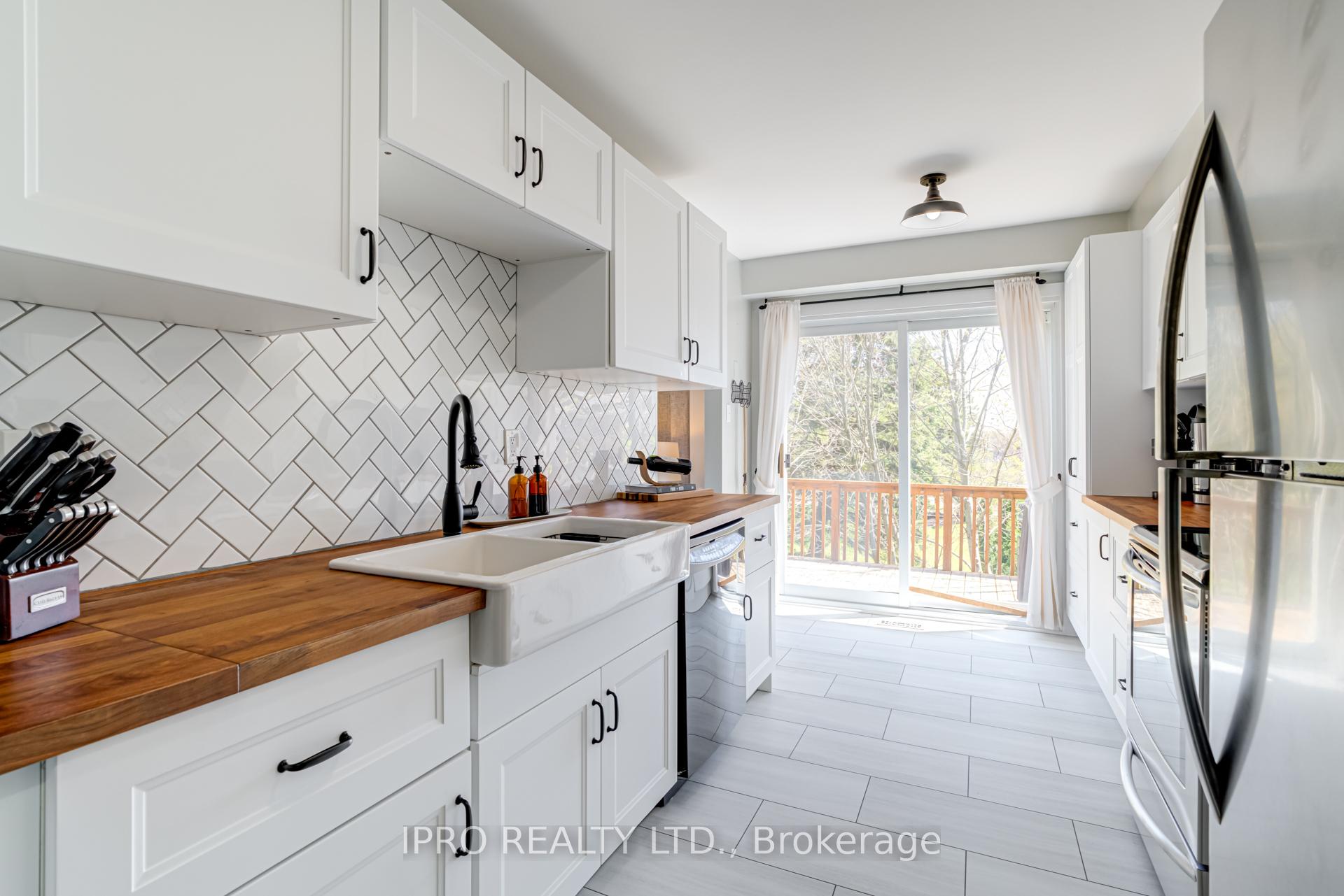 Photo 6 of Unit 53, 16 Hadati Road, Guelph, Grange Road — HOMEH