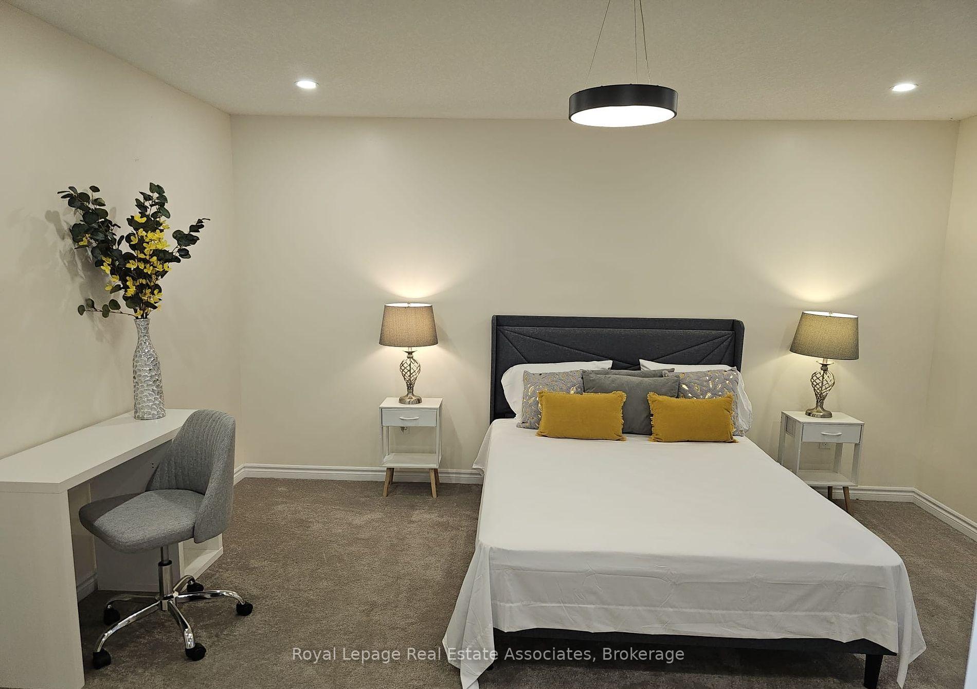 Photo 6 of 60 Witteveen Drive, Brantford — HOMEH