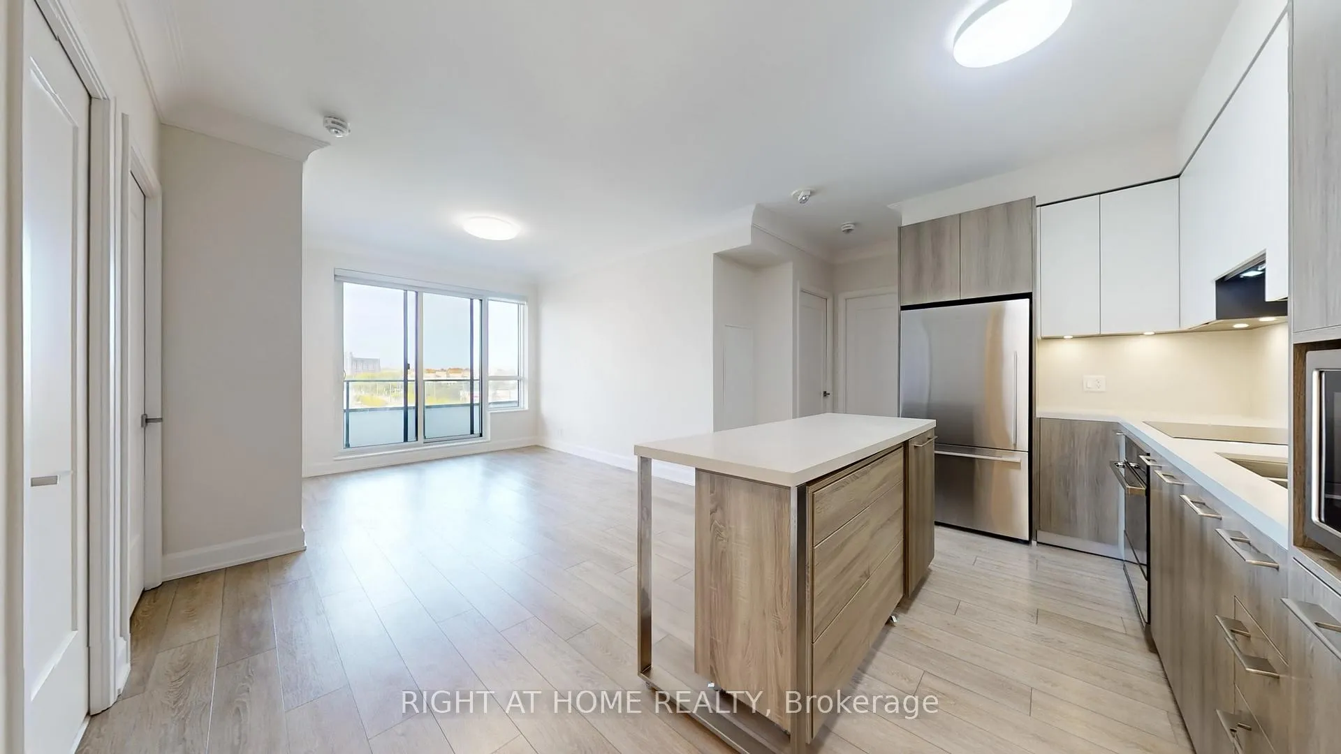 Photo 12 of Unit 807, 38 Water Walk Drive, Markham, Unionville — HOMEH
