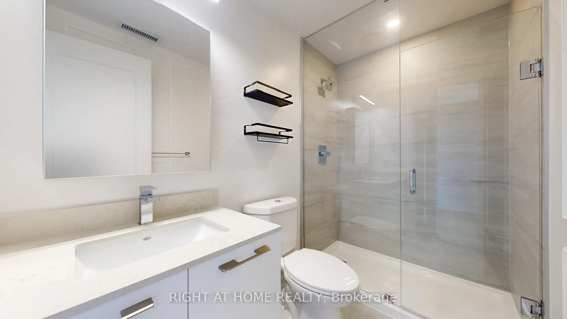 Photo 19 of Unit 807, 38 Water Walk Drive, Markham, Unionville — HOMEH