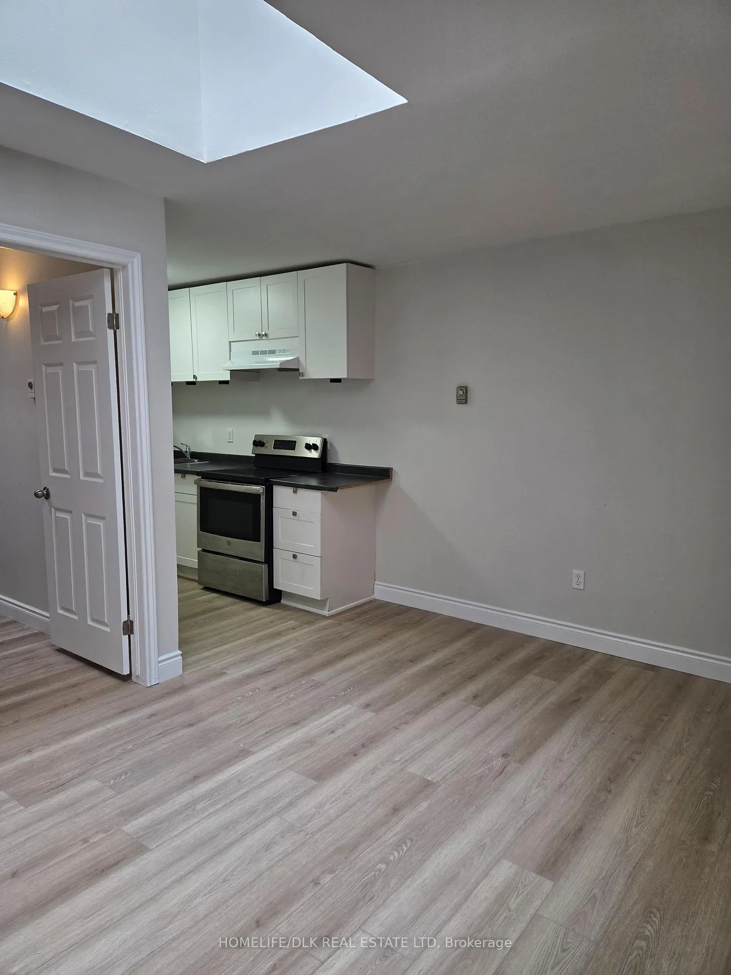 Photo 6 of Unit 6, 180 King Street E, Gananoque — HOMEH