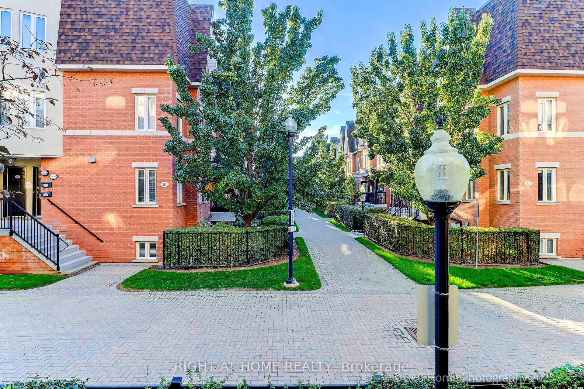 Photo 17 of Unit 256, 318 John Street, Markham, Aileen-Willowbrook — HOMEH