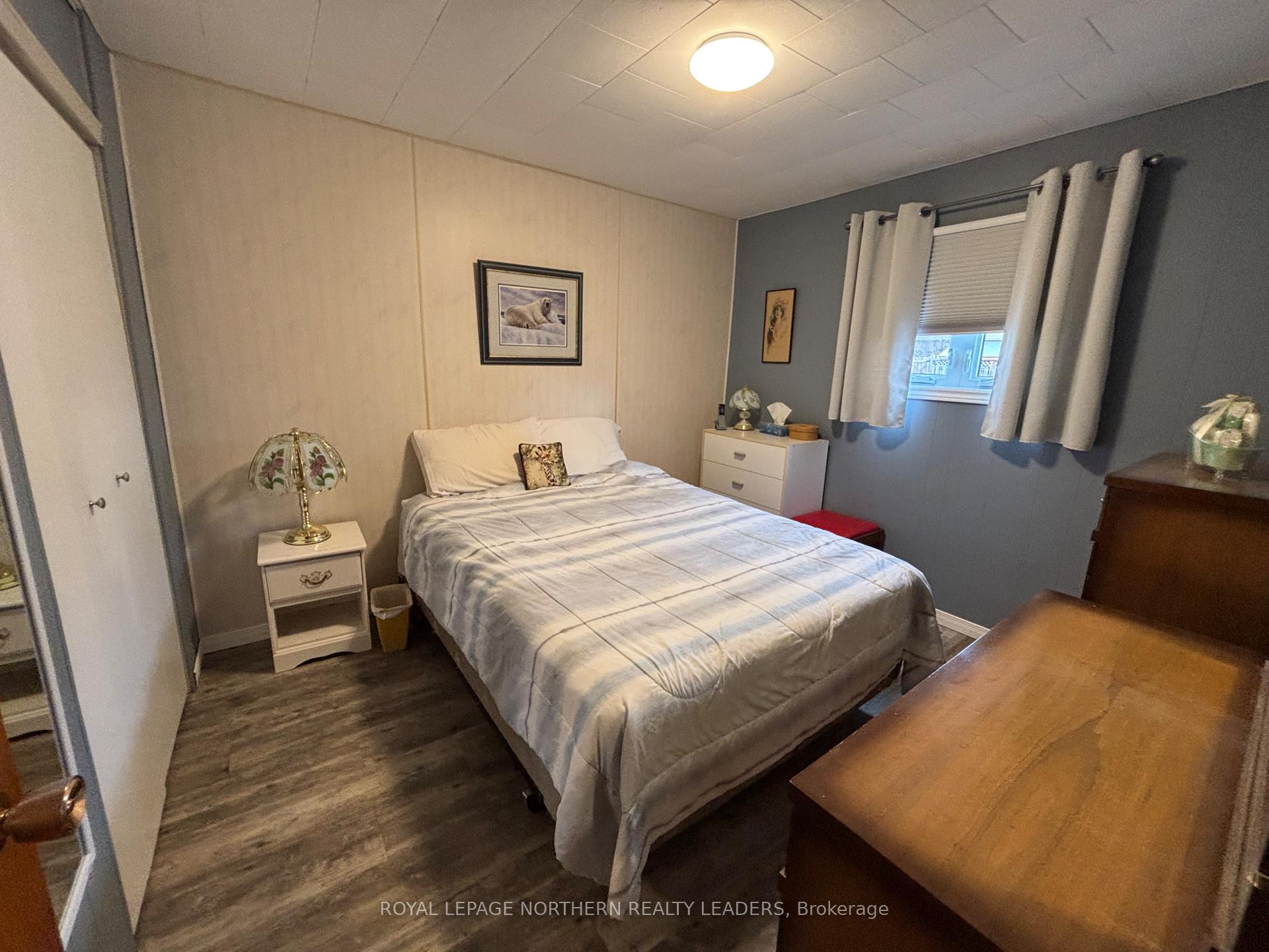 Photo 18 of 270 Ninth Avenue, Cochrane — HOMEH